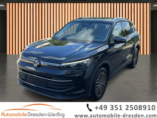 Volkswagen Tiguan main image