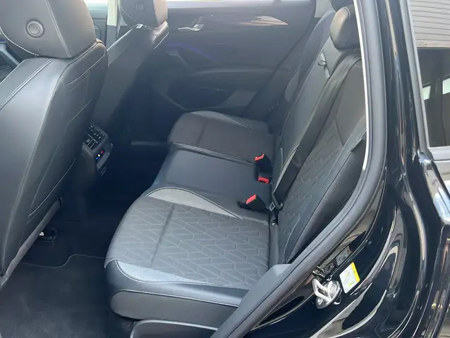 Volkswagen Tiguan view 11