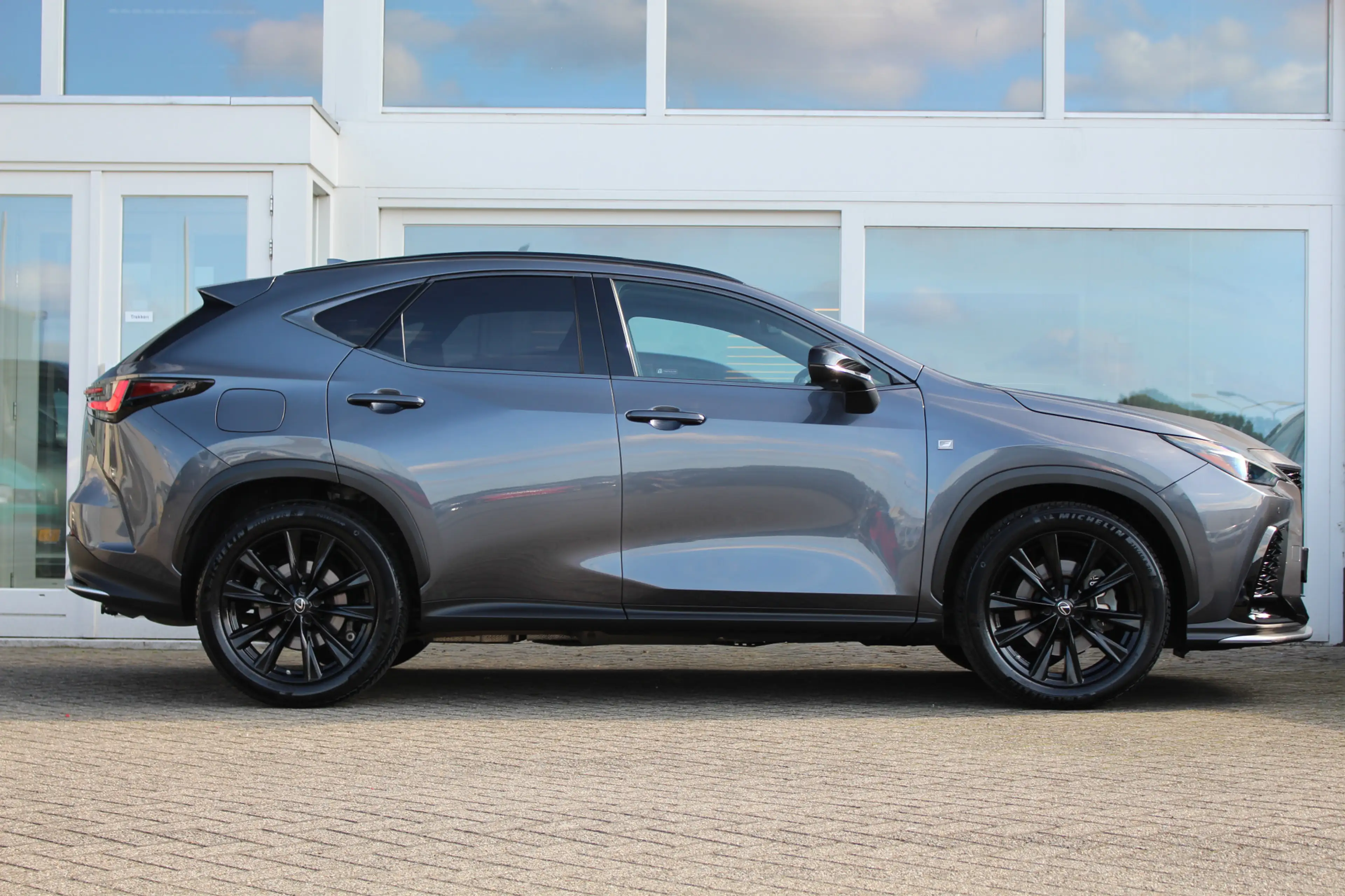 Lexus NX 450h+ AWD F-SPORT Plug-in hybride I Trekhaak I Applecarp — photo 12