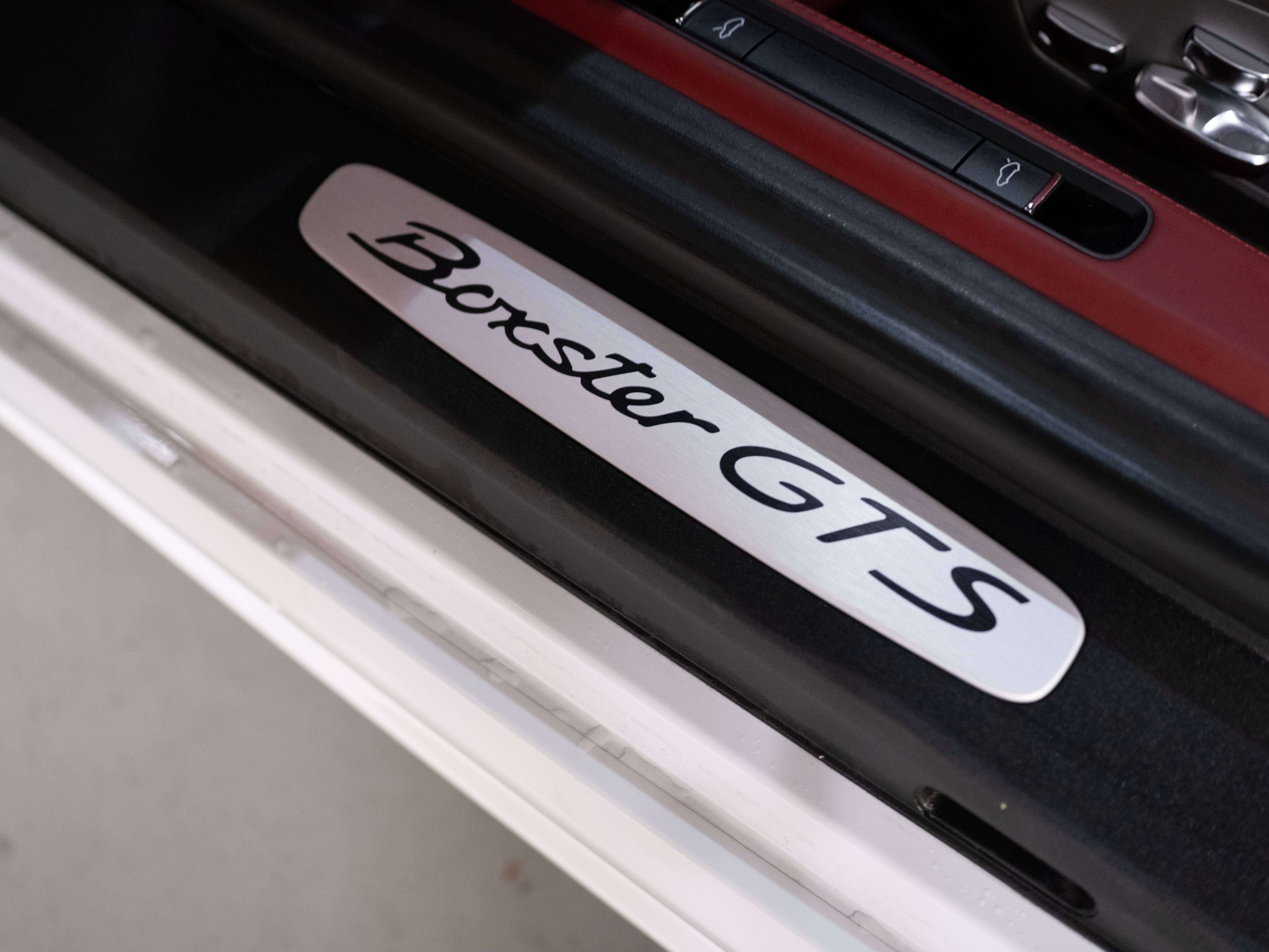 used 2024 Porsche 718 Boxster car, priced at $135,900
