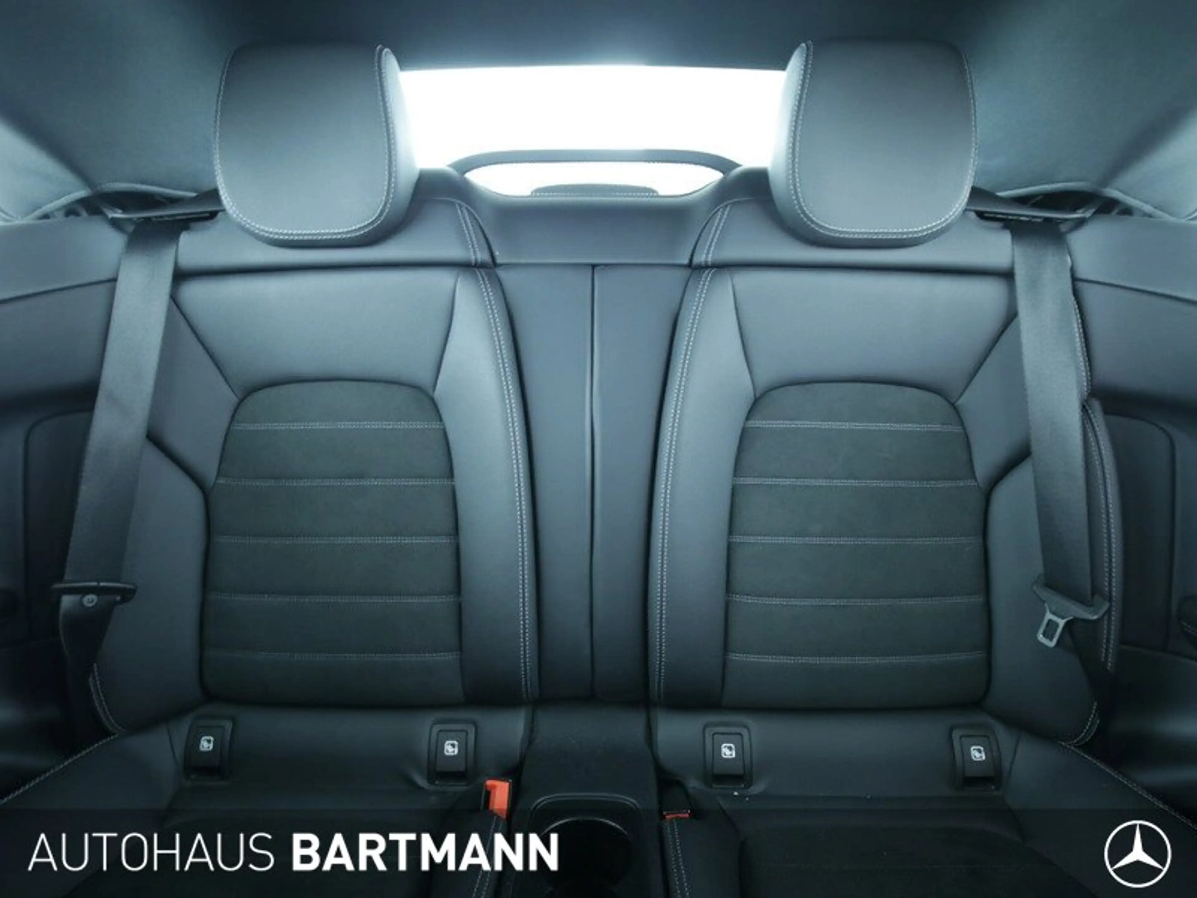 Mercedes-Benz C 250 C 250 AMG+DISTRONIC+LED-ILS+ 19"+PTS+SZH+TOTWI.+ — photo 11
