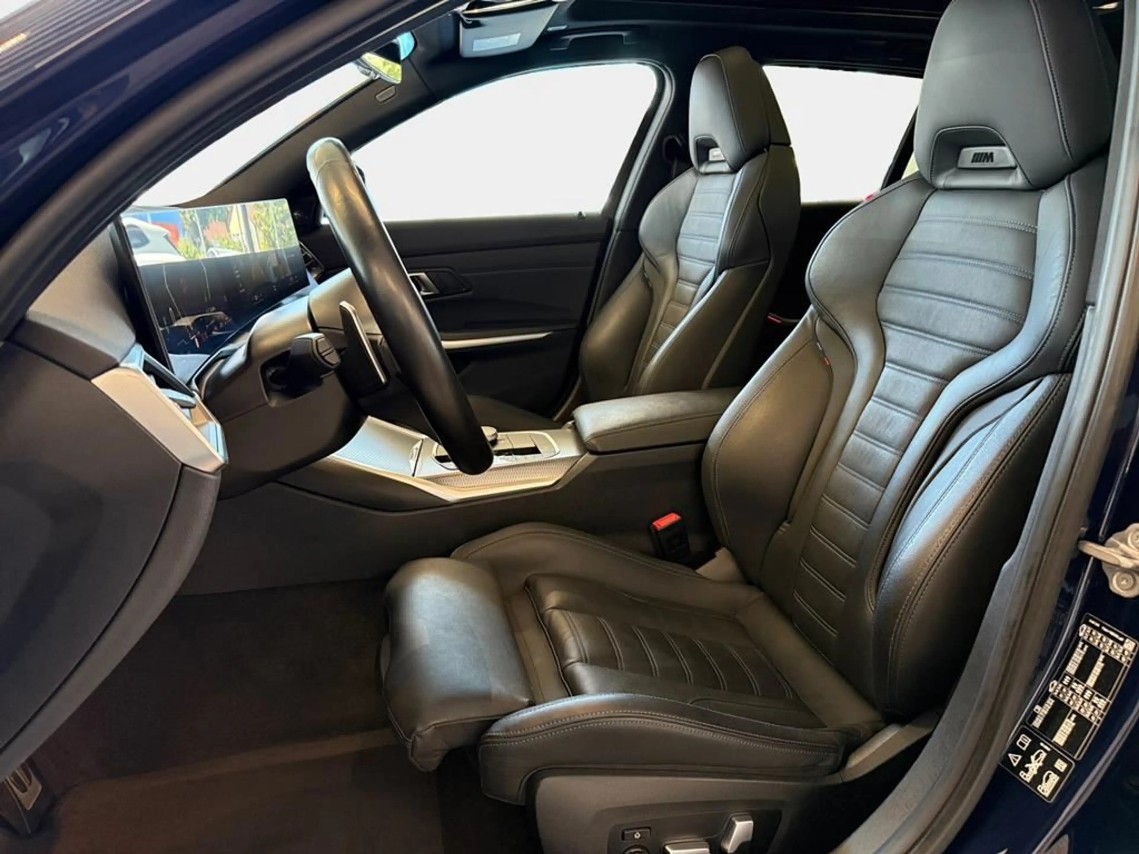 BMW 340 M Sport Pro — photo 11