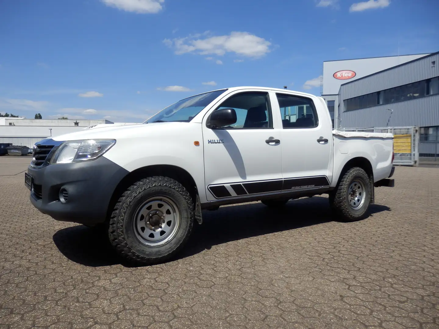 Toyota Hilux Double Cab 4x4, AHK, Wanne, Standheizung, Klima Weiß - 2