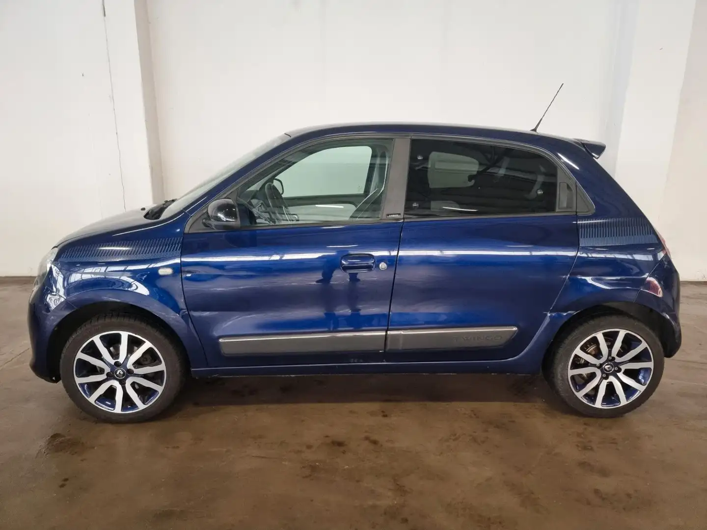 Renault Twingo Cosmic 1.0 SCe 70 Violett - 2