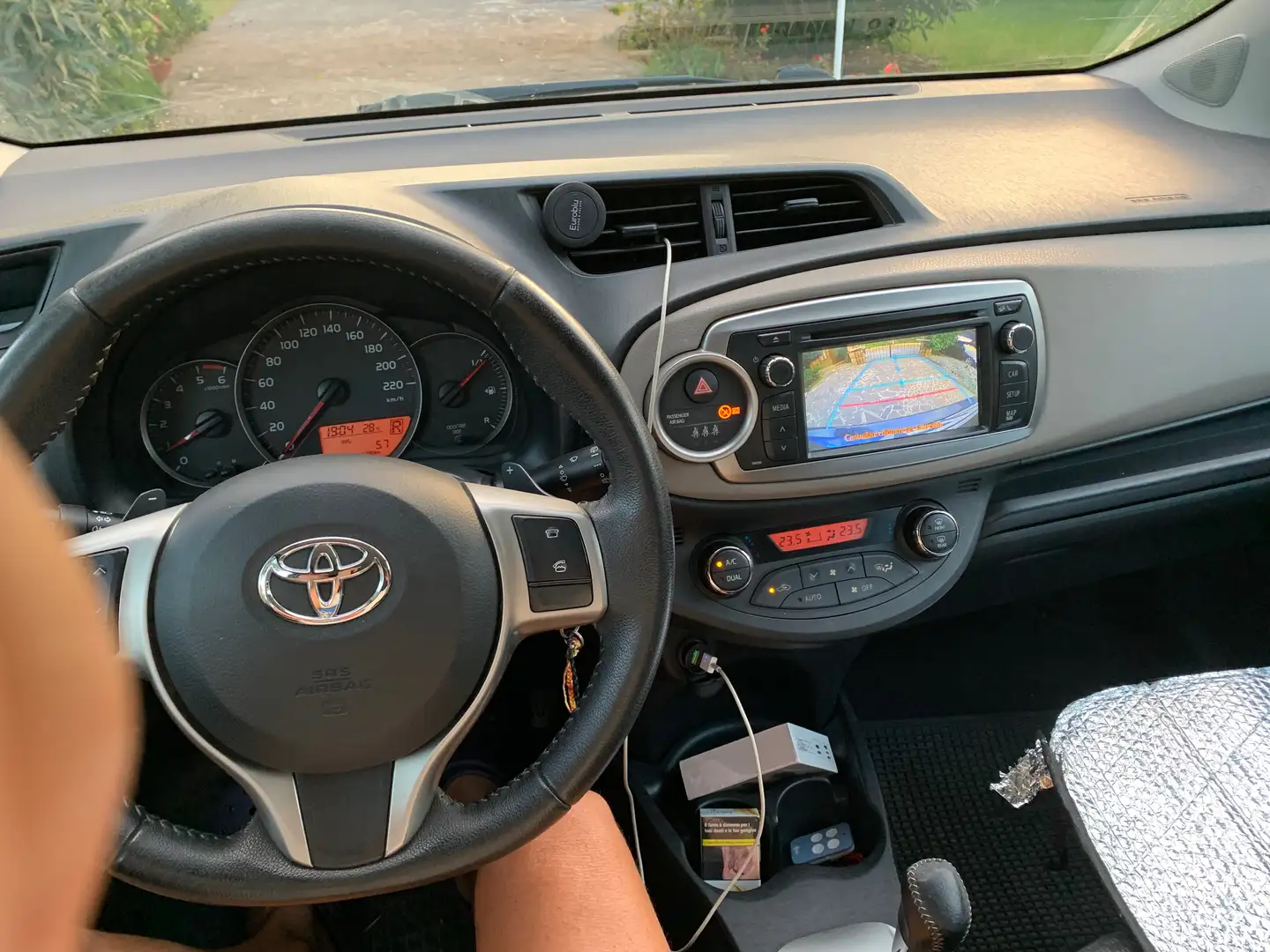 Toyota Yaris Yaris 5p 1.4 d-4d Lounge m-mt Grigio - 2