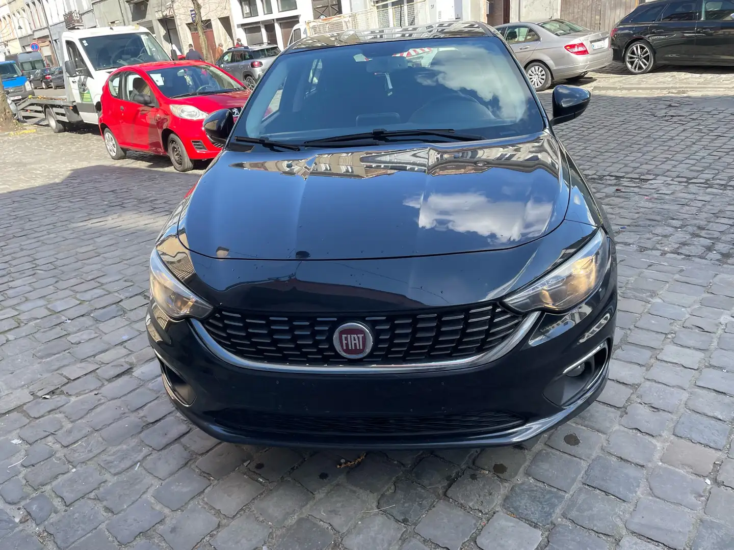 Fiat Tipo 1.6 MultiJet Easy Czarny - 1