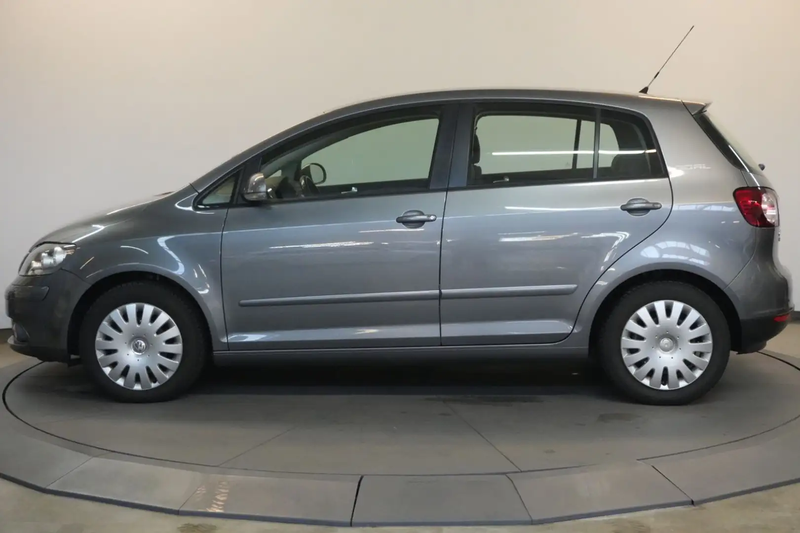 Volkswagen Golf Plus 1.4 Goal PDC StzHzg Klima Grau - 2