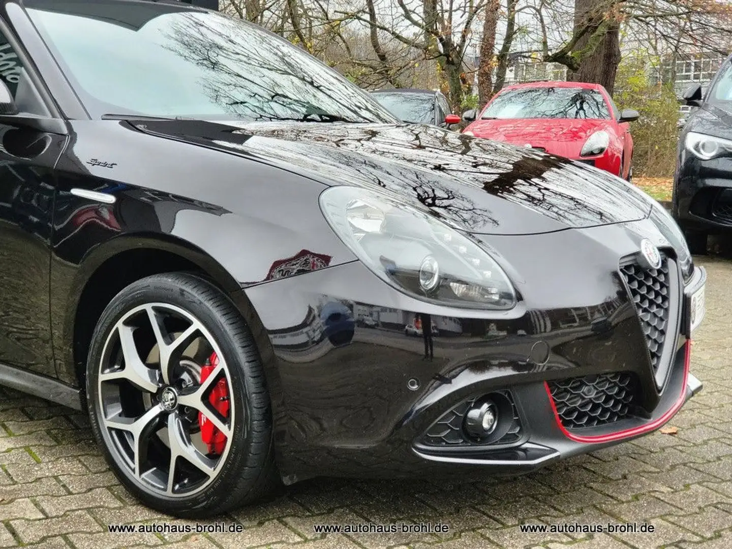 Alfa Romeo Giulietta Sport 120PS Alcantara Schwarz - 2