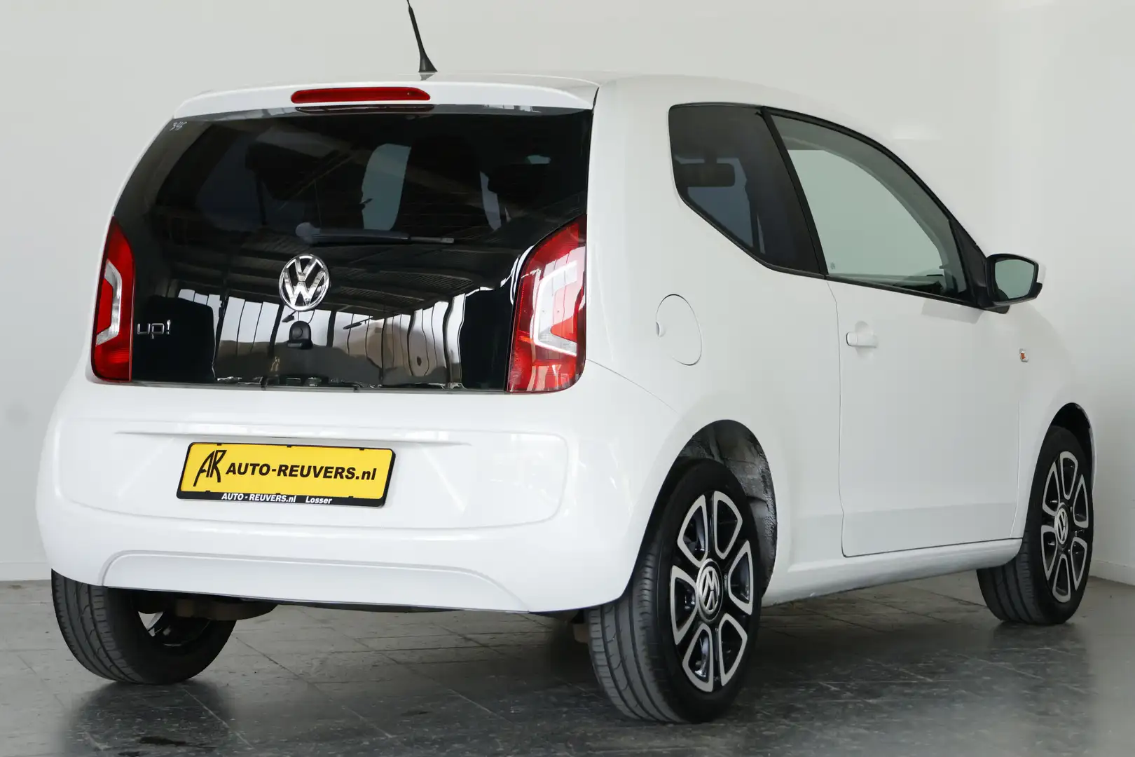 Volkswagen up! 1.0 take up! / Airco / LMV Wit - 2