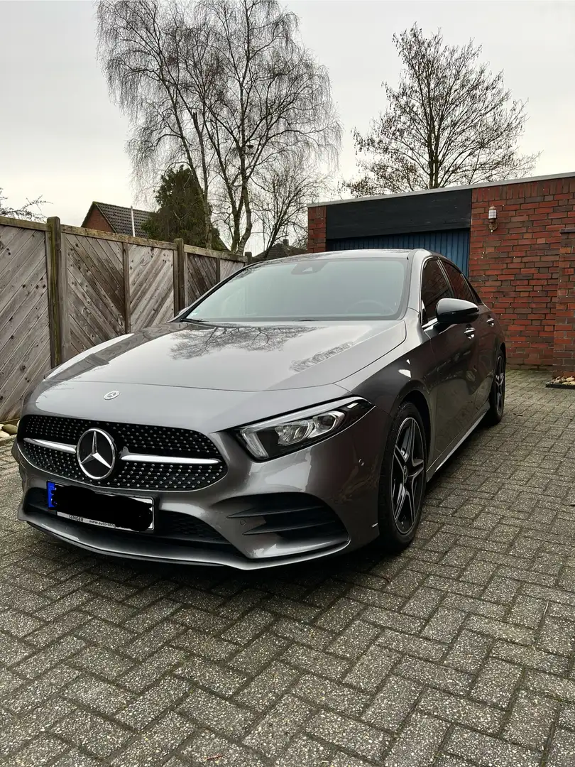 Mercedes-Benz A 200 7G-DCT AMG Line - 1
