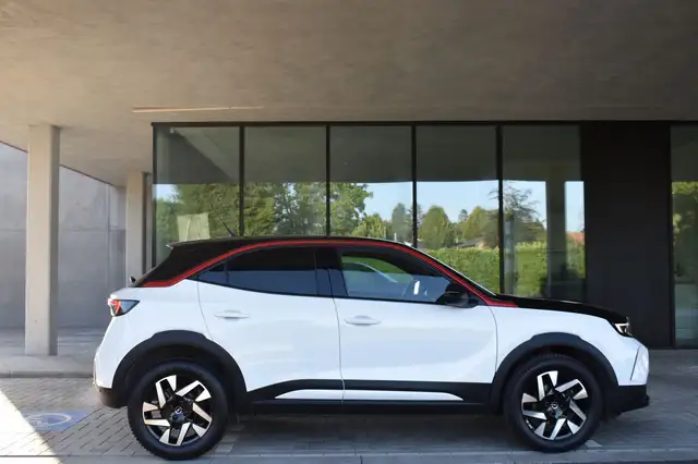 Opel Mokka view 3