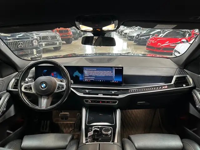 BMW X6 view 22
