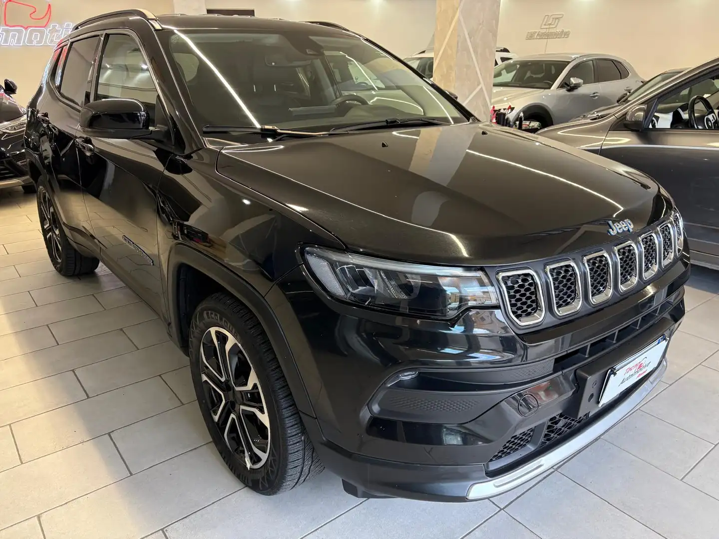 Jeep Compass 1.3 turbo t4 phev Limited 4xe auto *UNIPRO* Schwarz - 1
