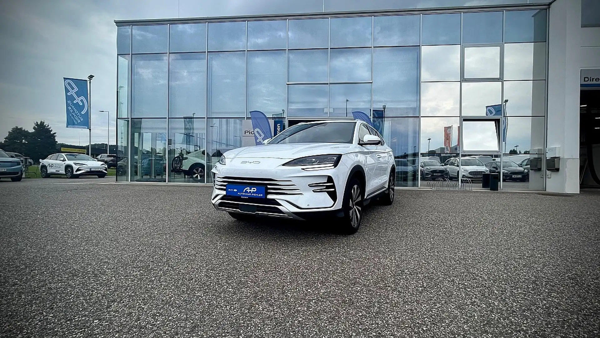 BYD Seal U DM-i PHEV 26,6kWh Comfort 218PS LEASING AKTION Weiß - 2