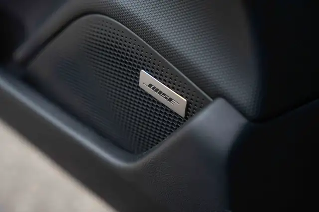 Porsche Taycan view 14