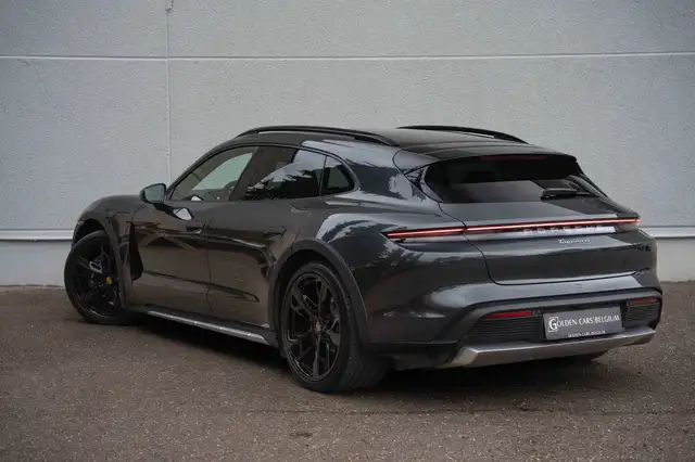 Porsche Taycan view 6