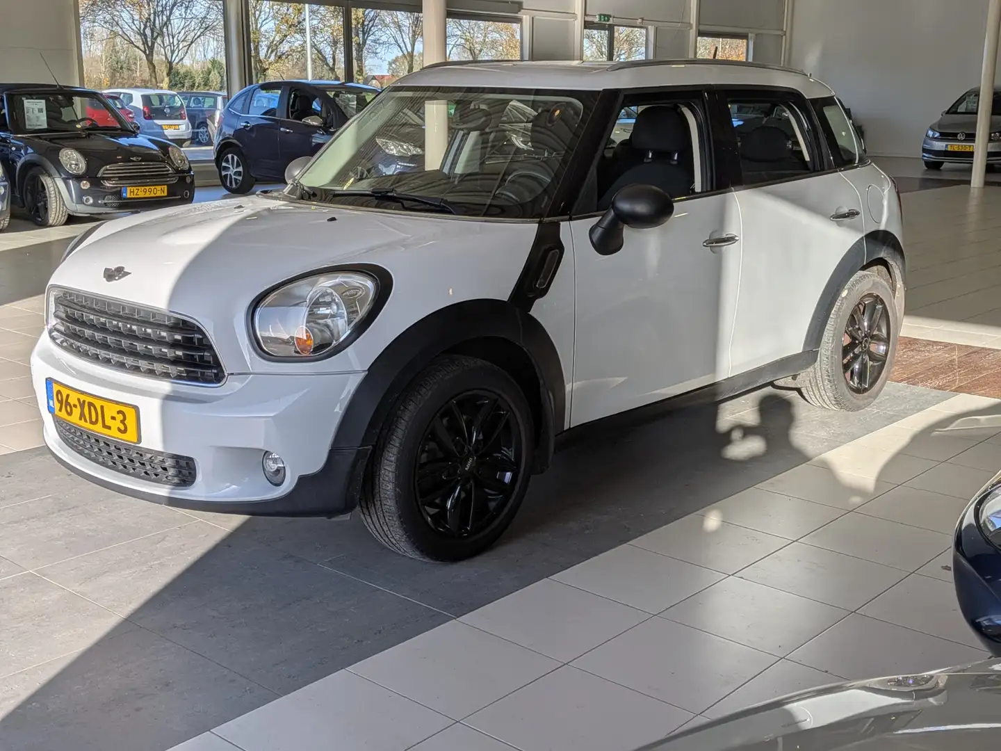 MINI One Countryman Mini 1.6 Airco, Stuurbekrachtiging Wit - 2