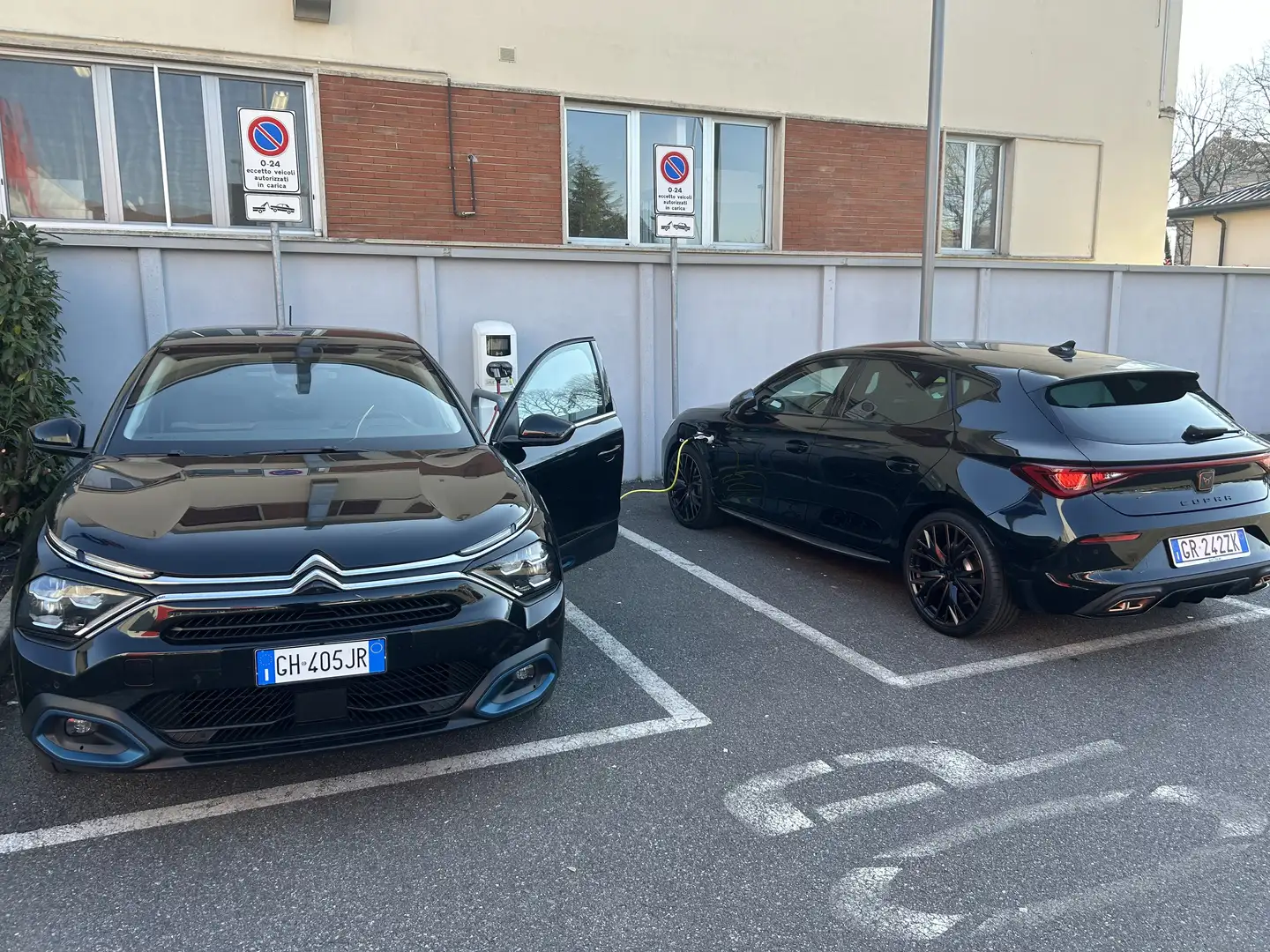 Citroen E-C4 Electric schine - 2