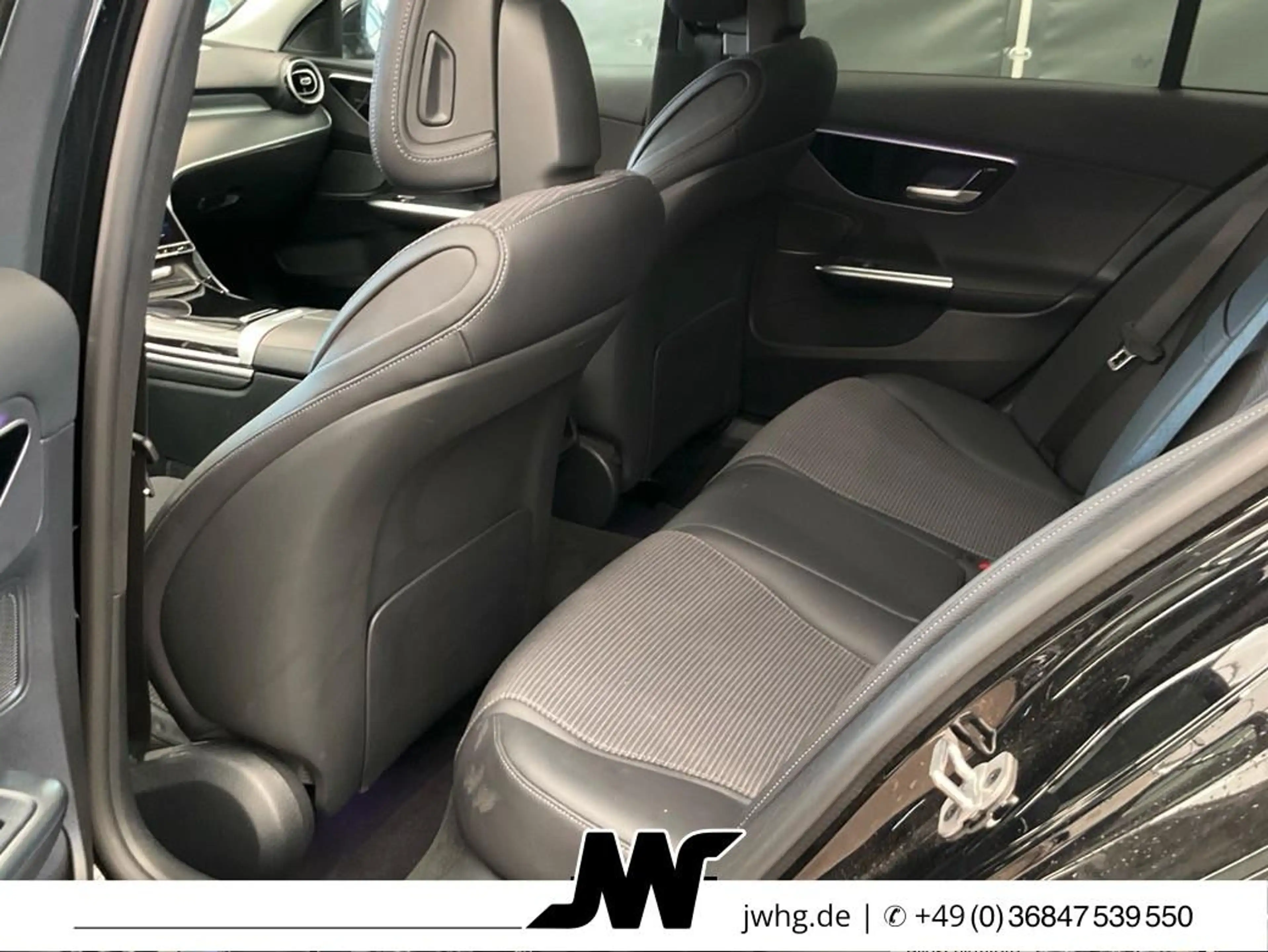 Mercedes-Benz C 220 4M Avantgarde Widescreen Kamera Distr+ LED — photo 13