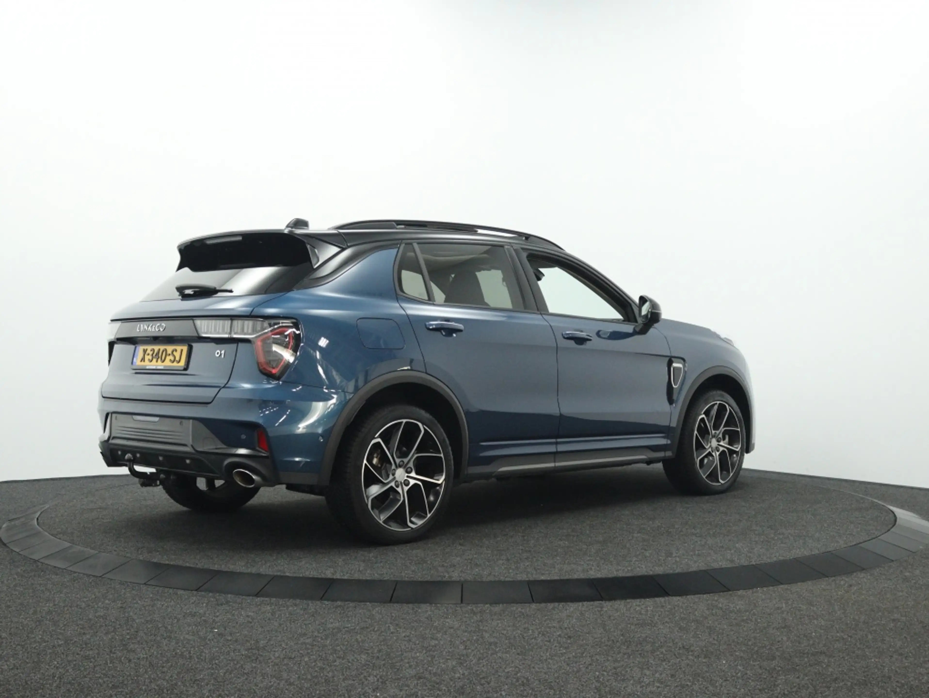 Lynk & Co 01 1.5 PHEV 261 PK | 360 graden camera | Panoramadak — photo 2