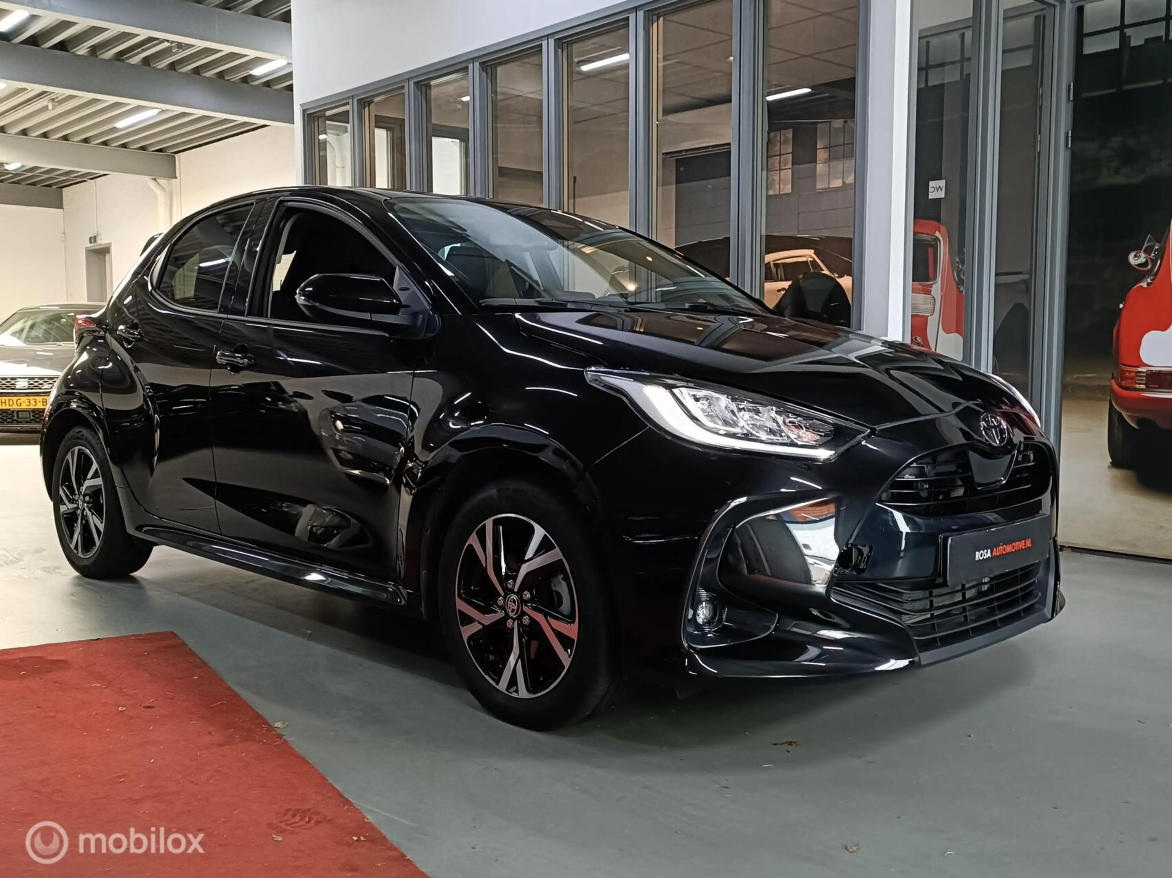 Toyota Yaris 1.5 Hybrid AUTOMAAT 5 JAAR GARANTIE XENON LED came — photo 6