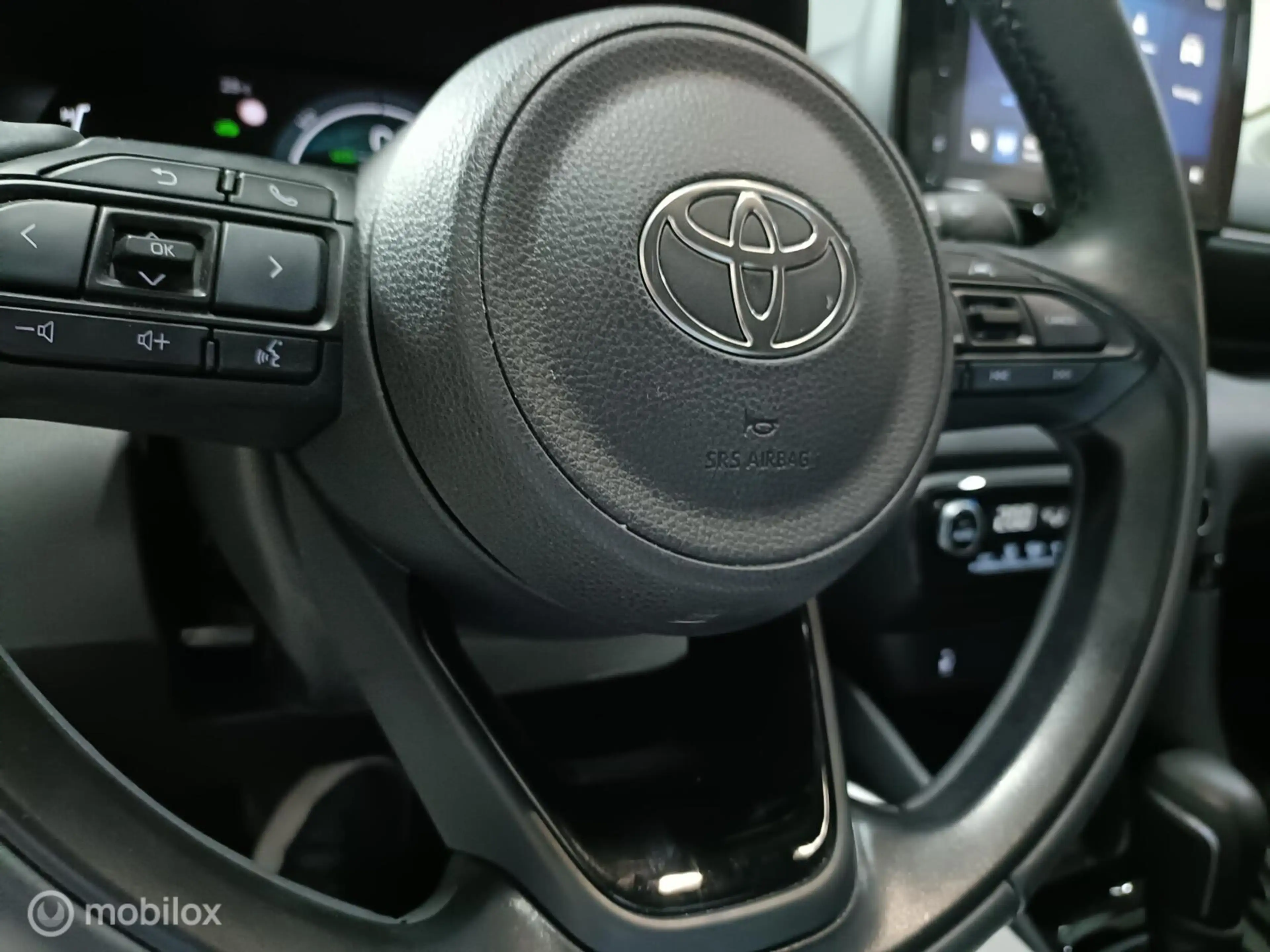 Toyota Yaris 1.5 Hybrid AUTOMAAT 5 JAAR GARANTIE XENON LED came — photo 24
