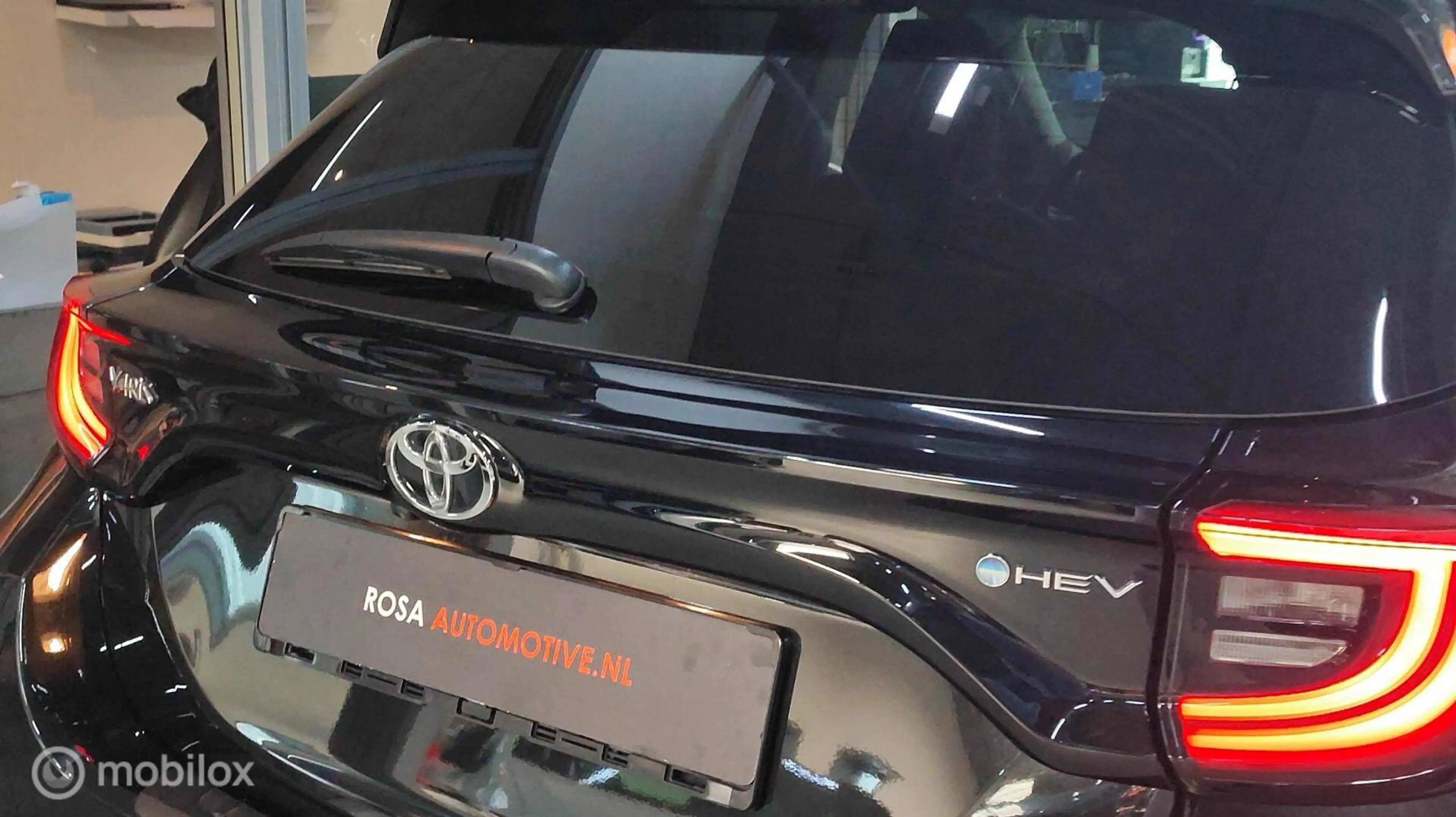 Toyota Yaris 1.5 Hybrid AUTOMAAT 5 JAAR GARANTIE XENON LED came — photo 4