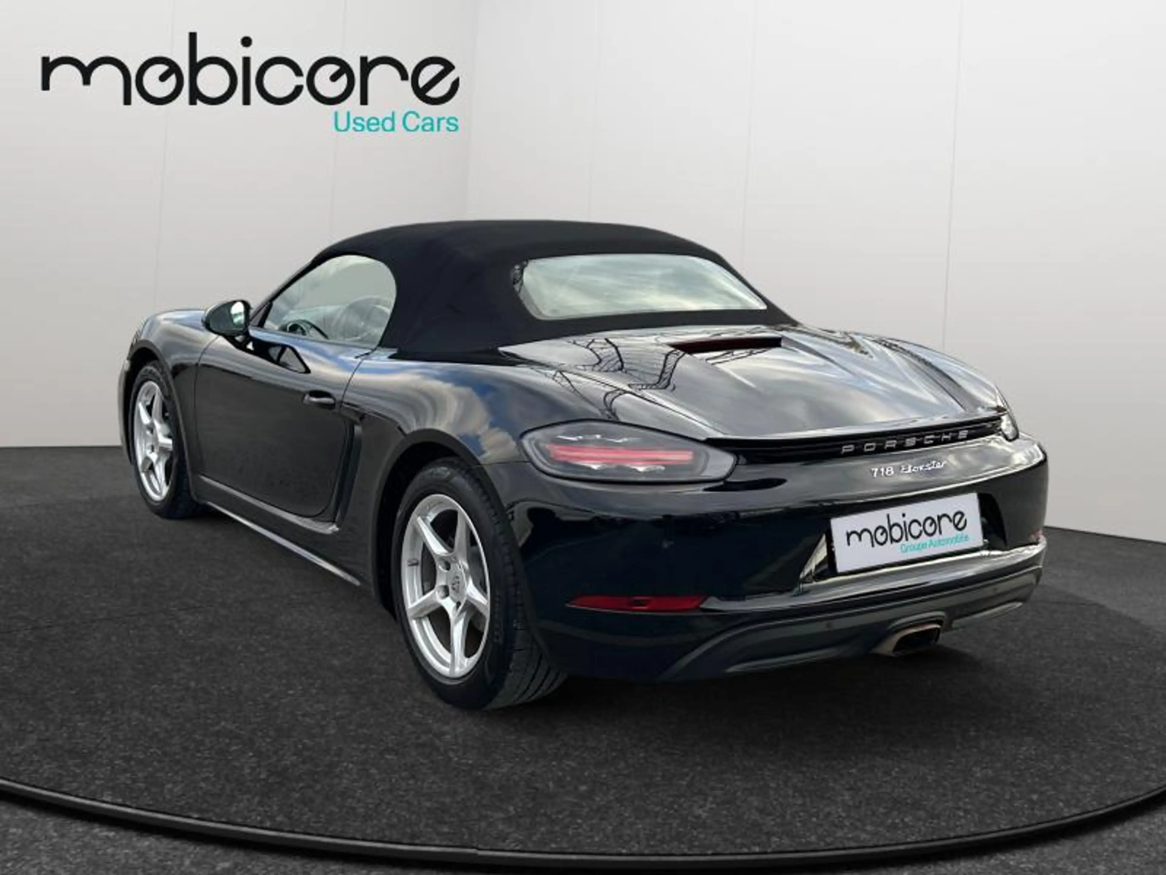 Porsche 718 Cabriolet / Essence — photo 5