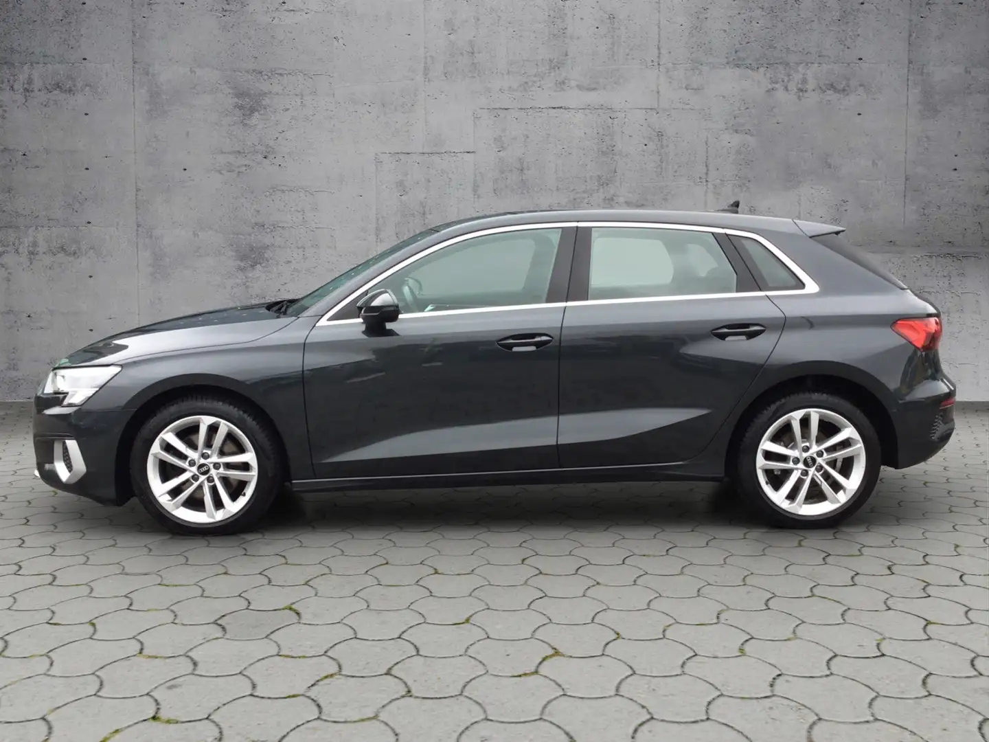 Audi A3 Sportback advanced 35 TFSI S-tronic LED/NAV KLIMA Grau - 2