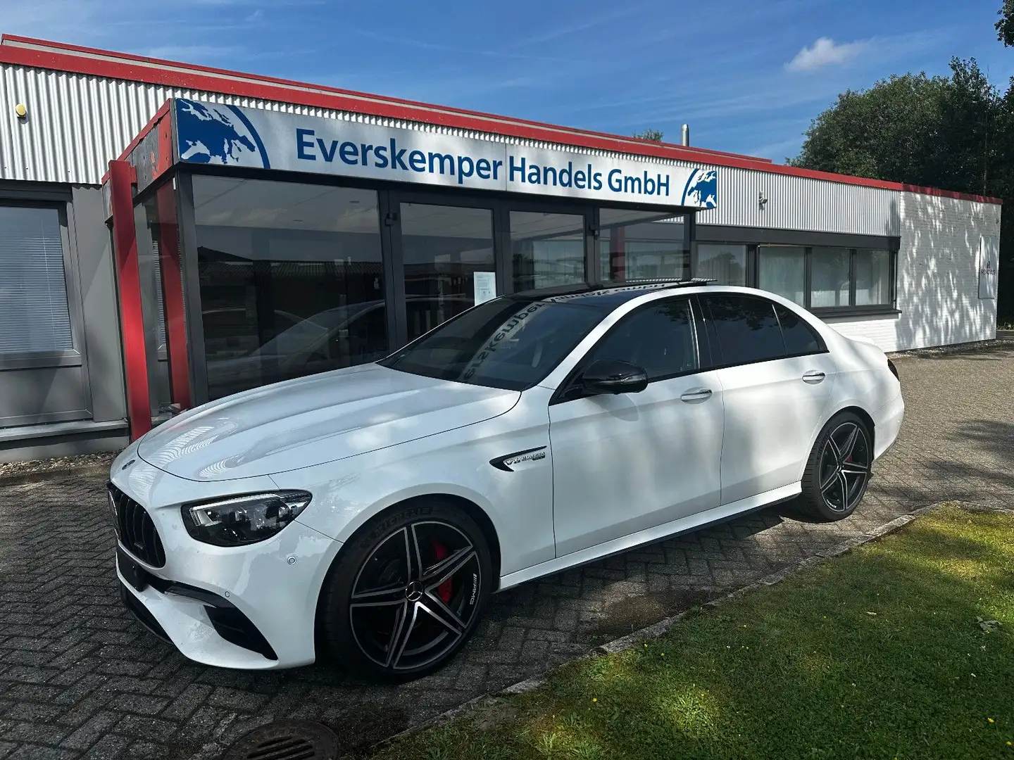 Mercedes-Benz E 63 AMG E 63 S AMG Lim. 4Matic+/Pano/Sportabgas/Driversp Blanco - 1
