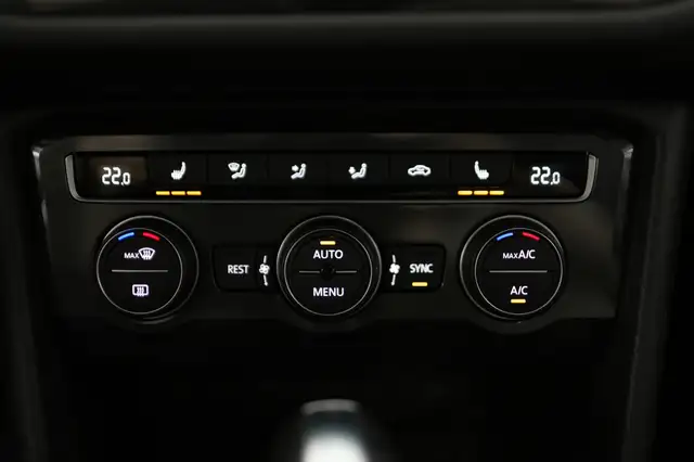 Volkswagen Tiguan Allspace view 15