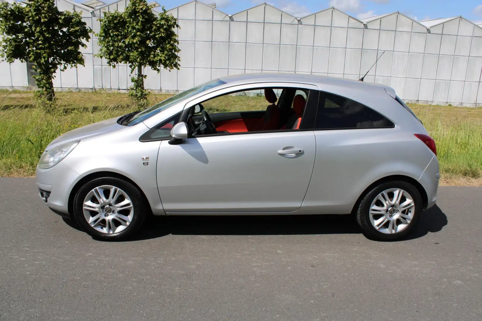 Opel Corsa 1.4-16V '111' Edition Automaat met Airco Gris - 2