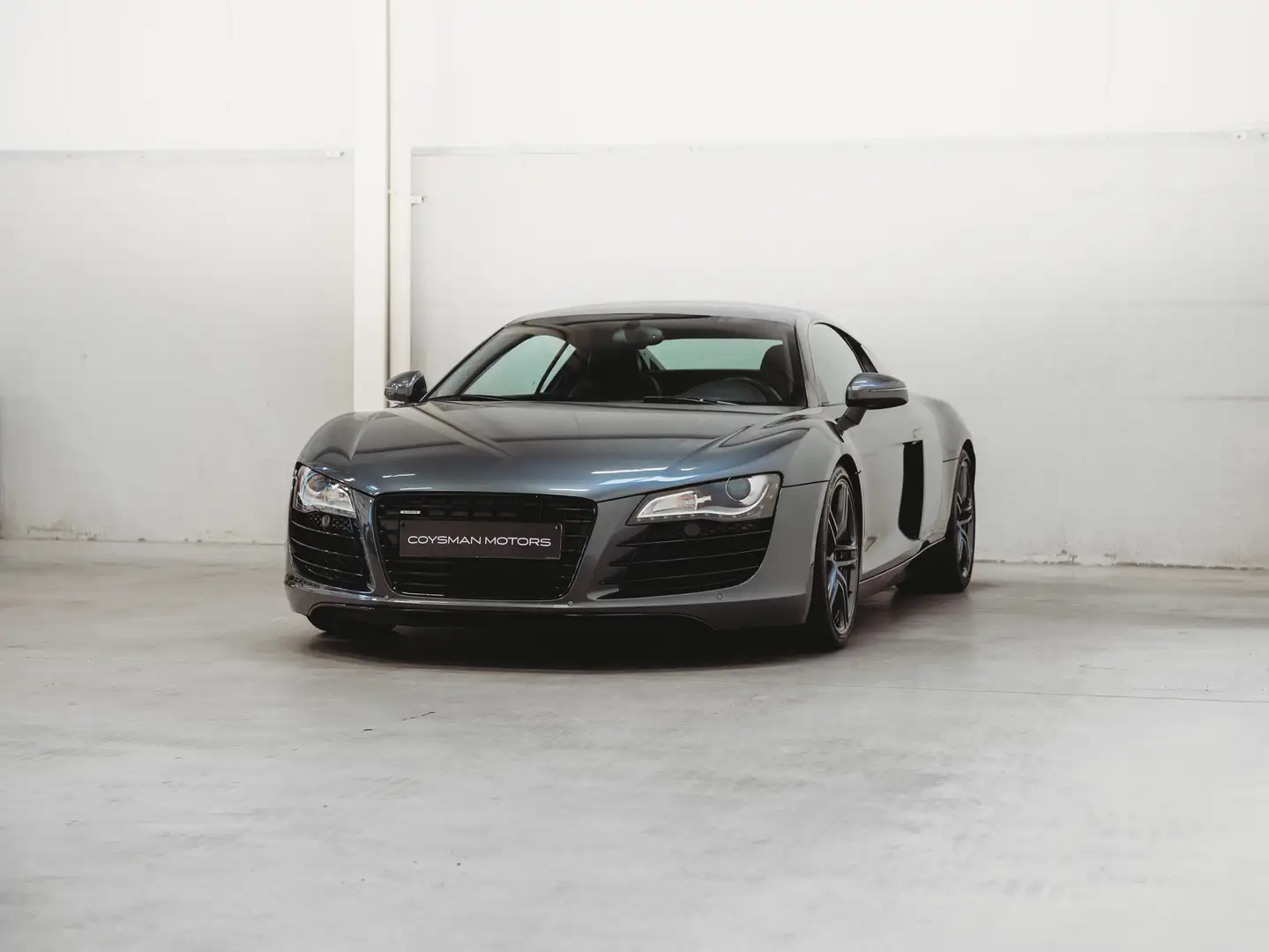 Audi R8 4.2 FSI Quattro R tronic/B&O/Cruise/Navi/Carbon Grijs - 2