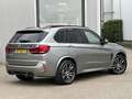 BMW X5 M 575pk | Pano-Dak/Head-Up/H&K/Softclose/Parkeercame Grijs - thumbnail 2