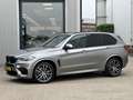 BMW X5 M 575pk | Pano-Dak/Head-Up/H&K/Softclose/Parkeercame Grijs - thumbnail 31