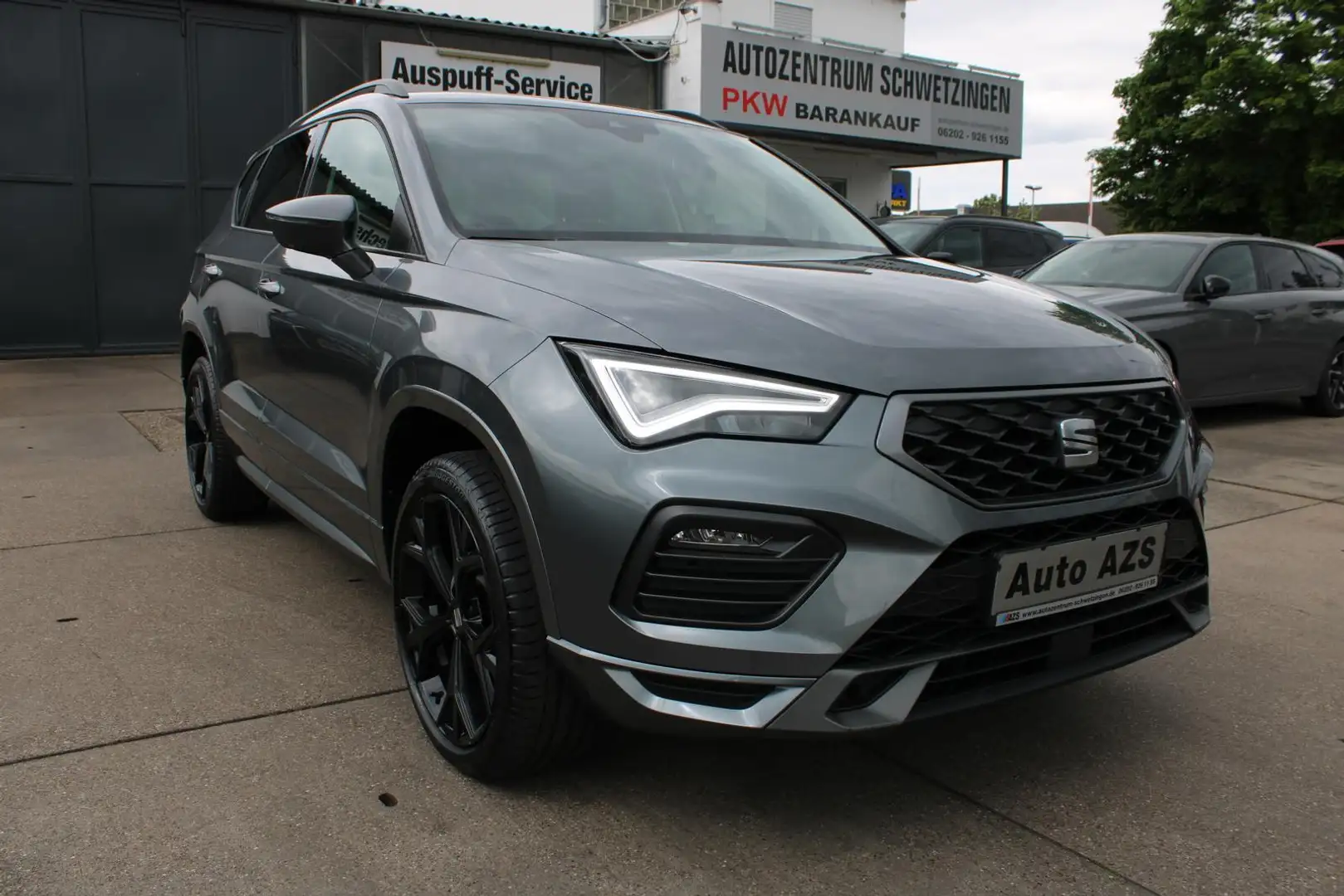 SEAT Ateca FR/1.Hd/AUTOMATIK/19"ALU/SITZHEIZUNG/CAM Gris - 1