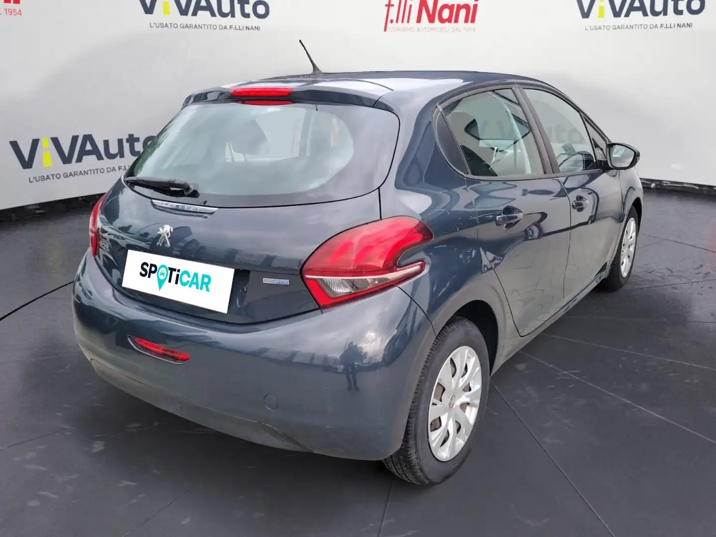 Peugeot 208 BlueHDi 75 5 porte Active Grigio - 2