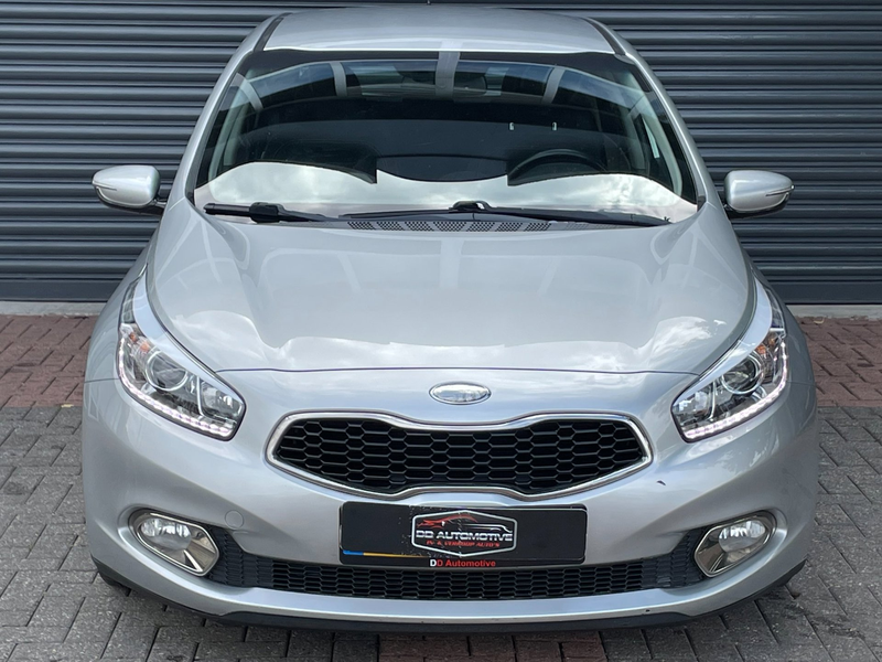 Kia Ceed / cee'd 1.6 GDI Business Pack Led | Climate Control | Crui — photo 7