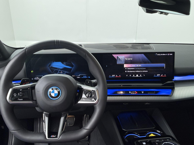BMW 550 5-serie 550e xDrive | M Sport Pro | Glazen Panoram — photo 2