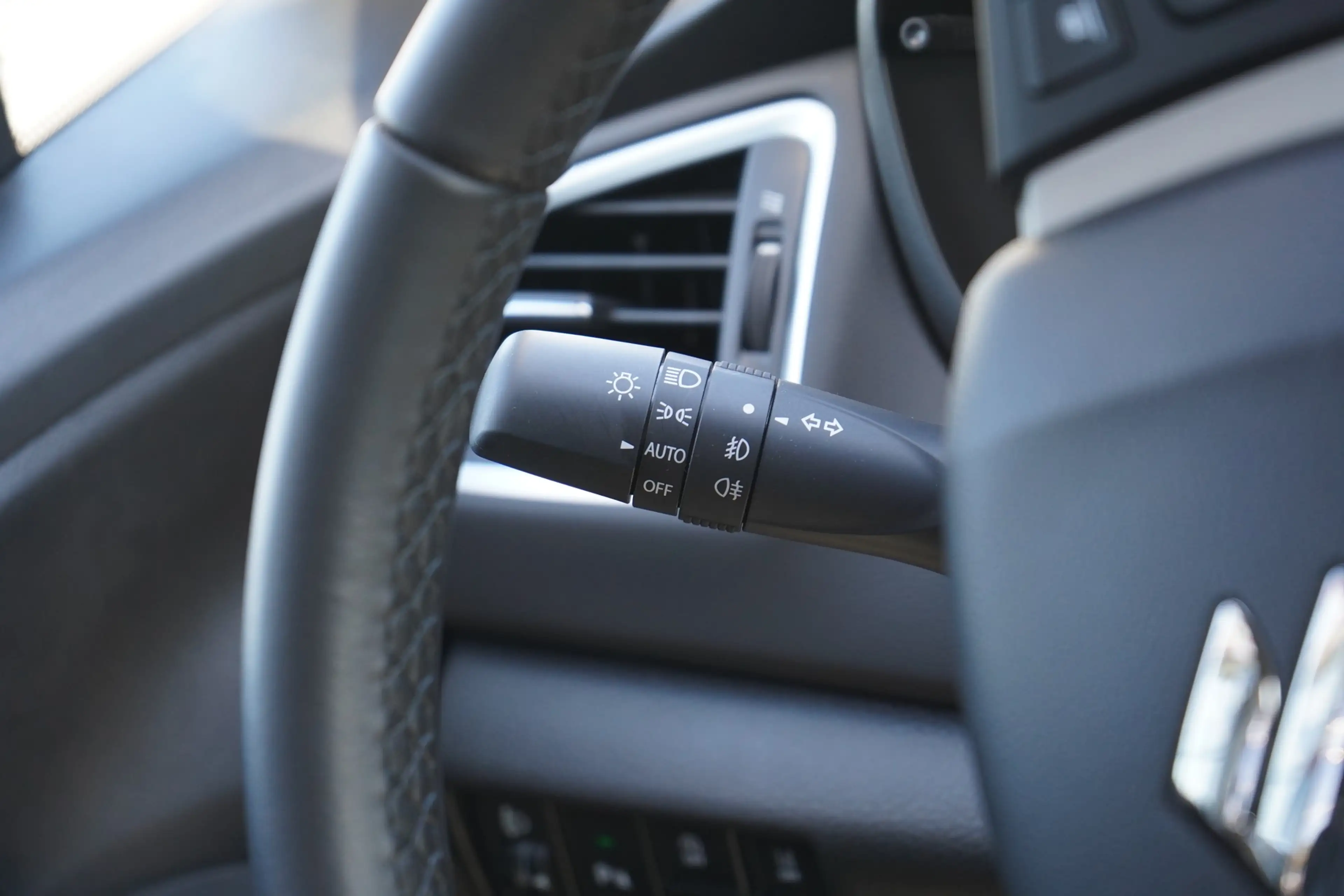Suzuki SX4 S-Cross S-Cross 1.4 M-Hybrid Comfort LED Navi Kamera DAB — photo 12