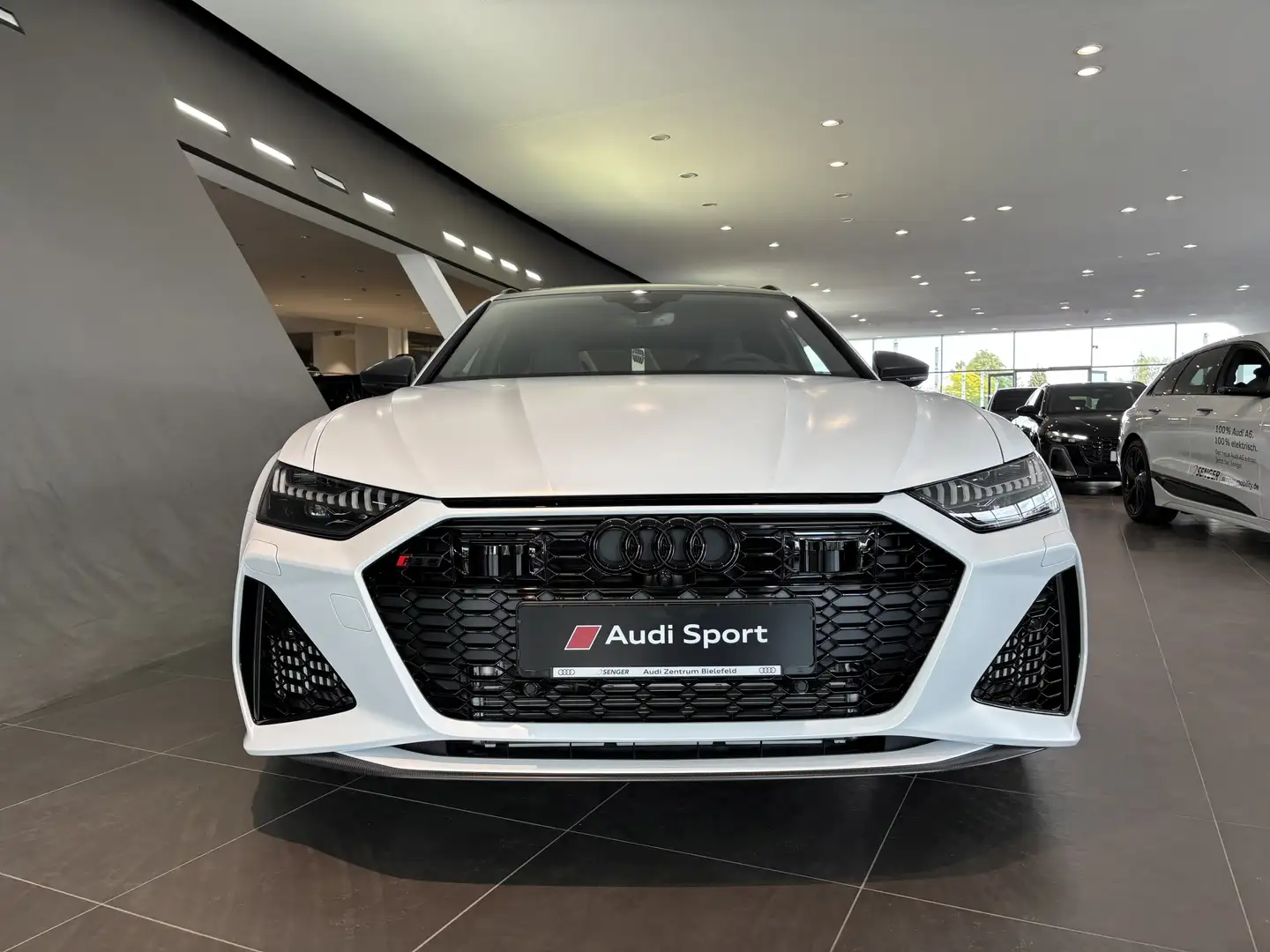 Audi RS6 Avant performance Gletscherweiß Matteffekt Weiß - 2