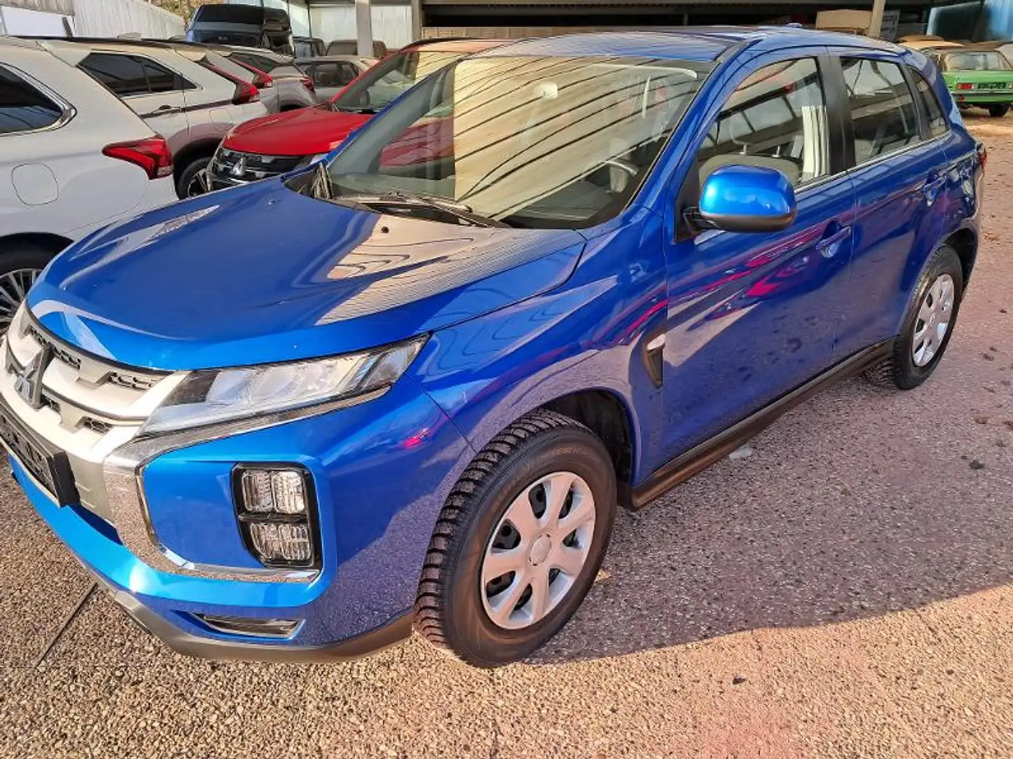 Mitsubishi ASX Intro Edition 2.0 MIVEC ClearTec 2WD 5-Gang Blau - 1