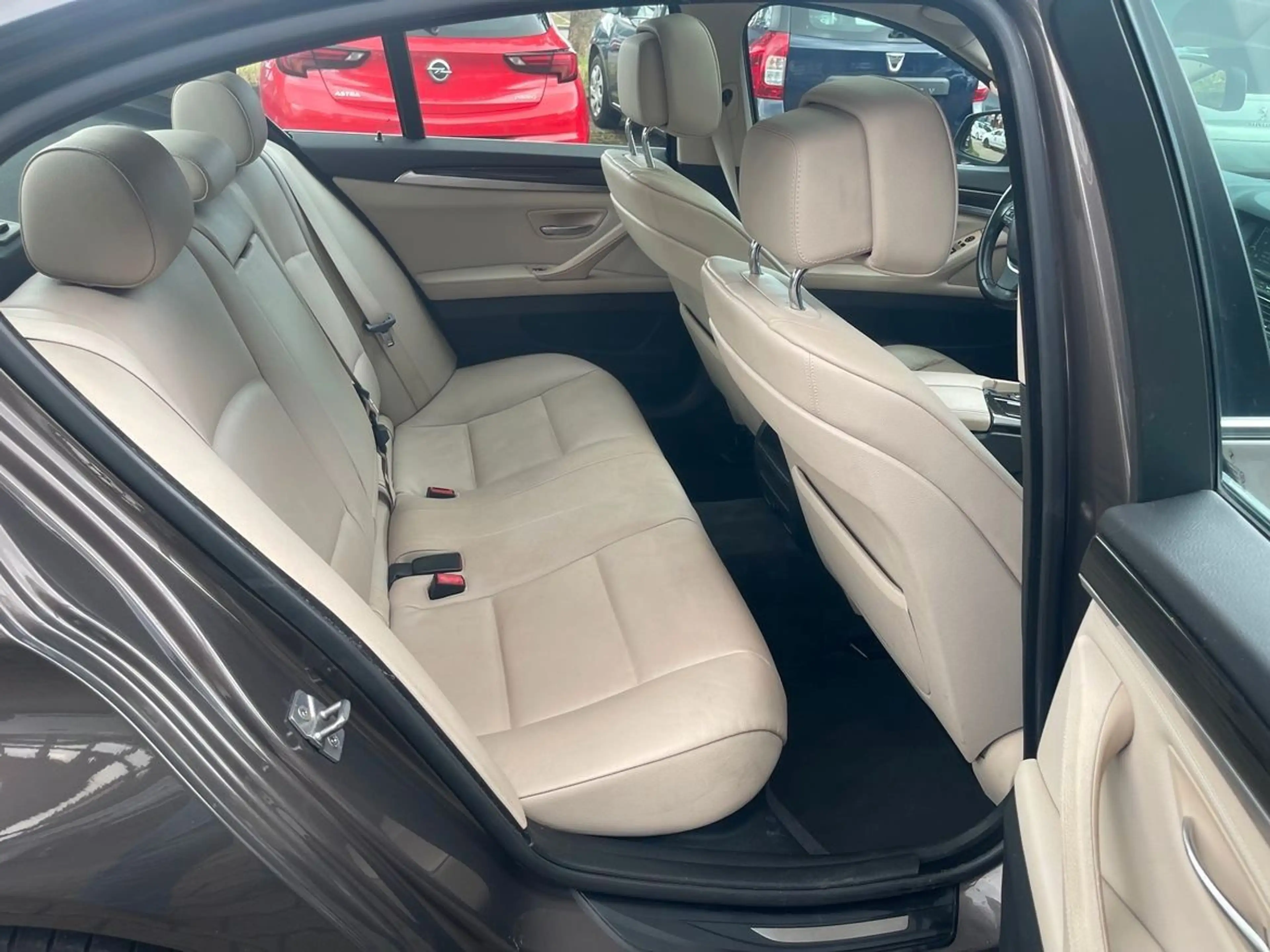 BMW 525 d-AUTOM*LEDER*NAVI*GSD*XENON*LM-19" — photo 12