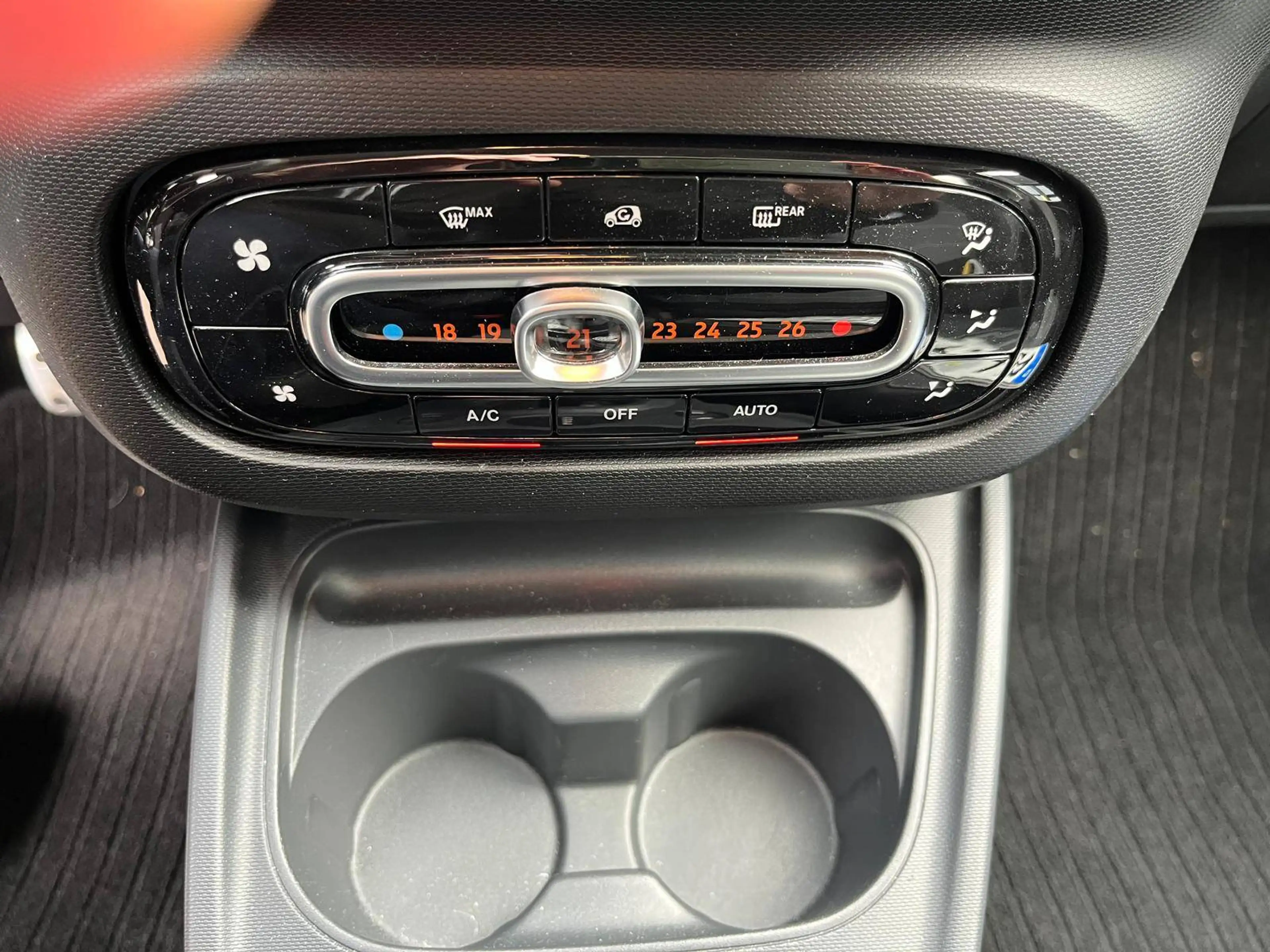 smart forFour electric drive / EQ (453.091) — photo 8