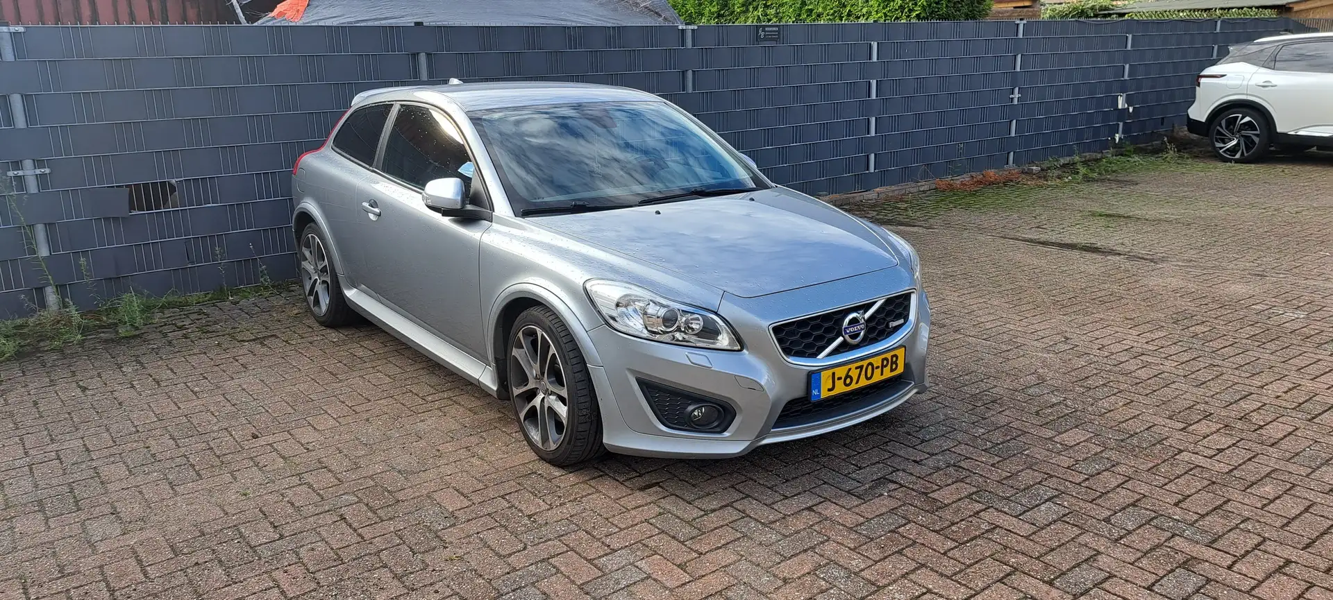Volvo C30 2.4 D5 R-Design Grijs - 1