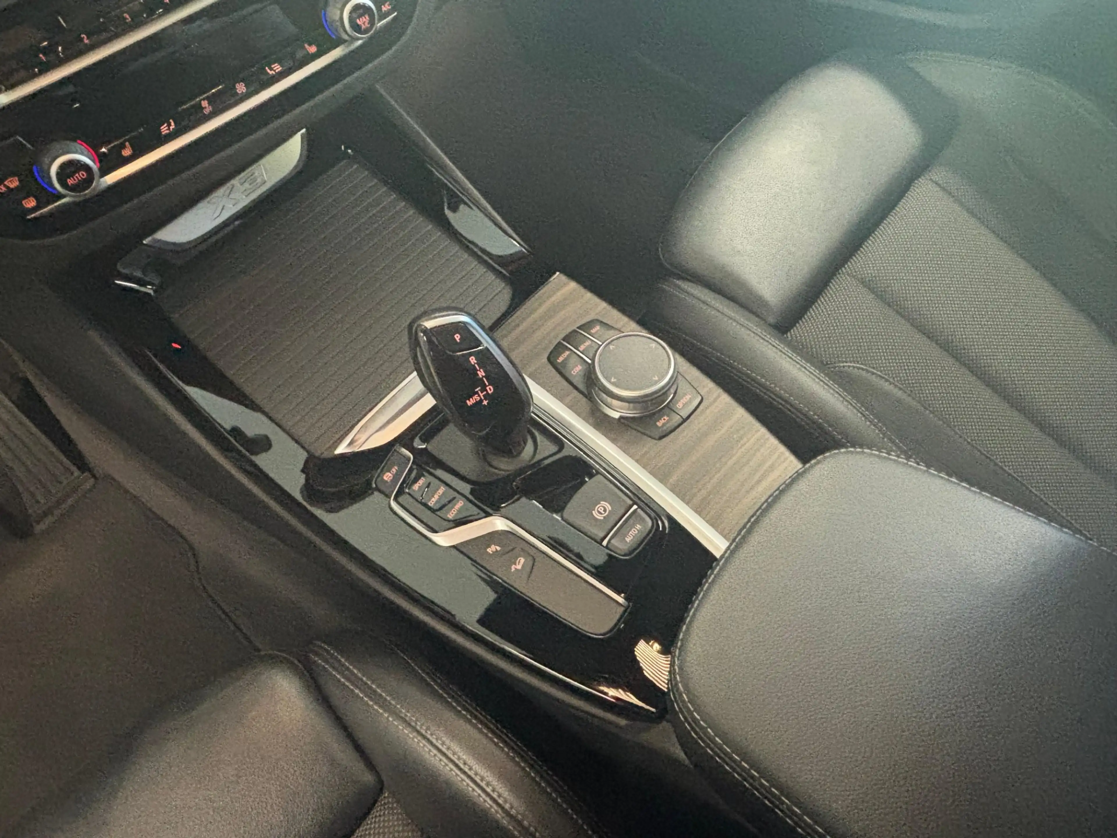BMW X3 xDrive20d — photo 7