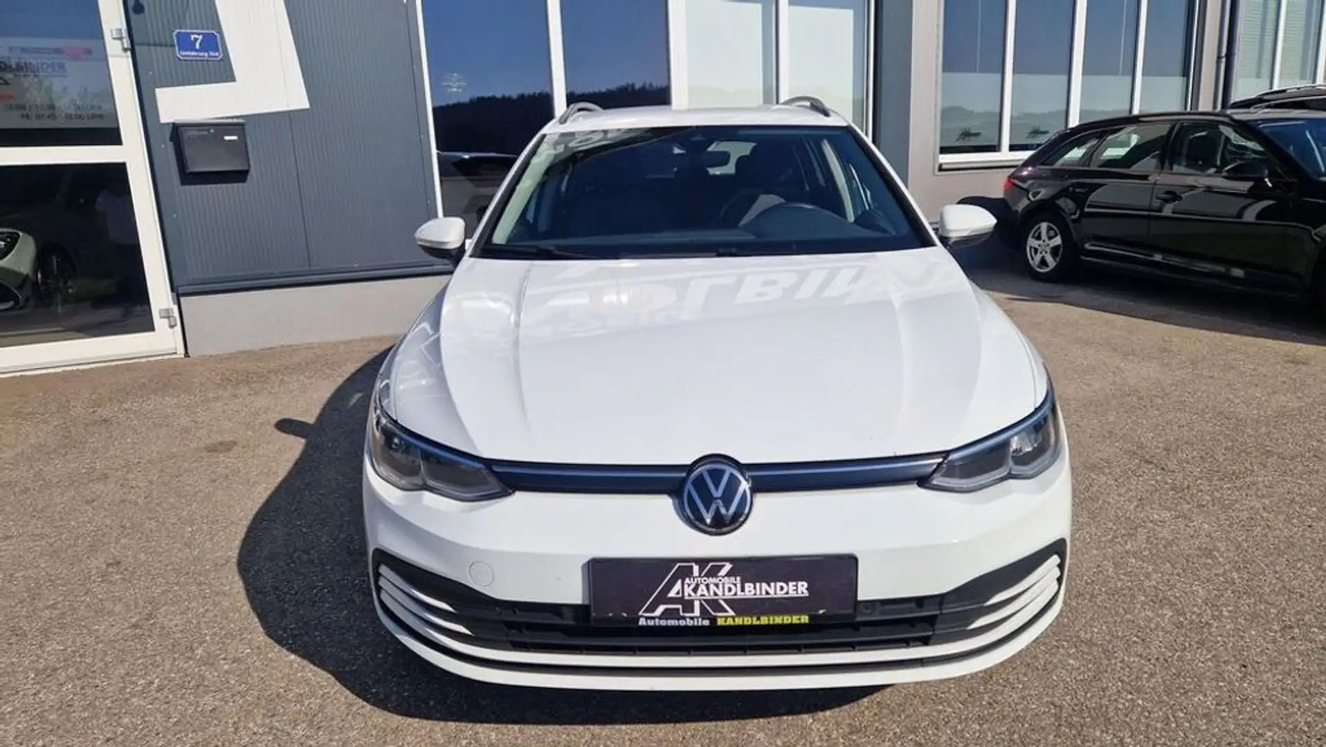 Volkswagen Golf Variant TDI Life ''1.Besitz'' Weiß - 2