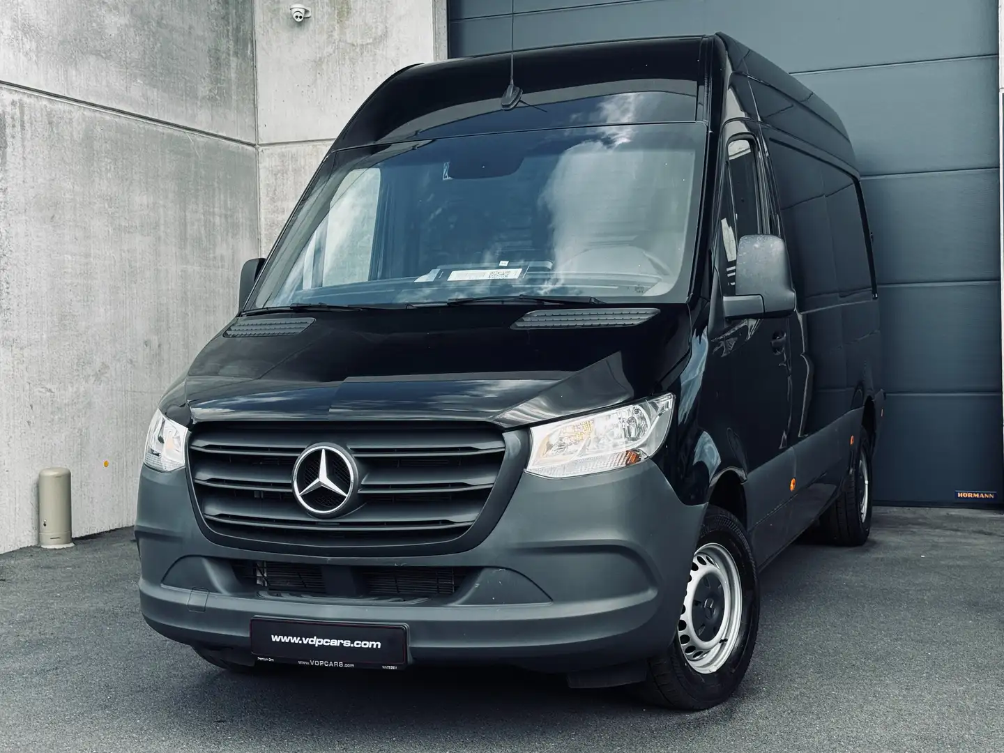 Mercedes-Benz Sprinter 317 L2H2 €41.280+ AUTOMAAT TRKH3,5t CAMERA MBUX Negro - 2