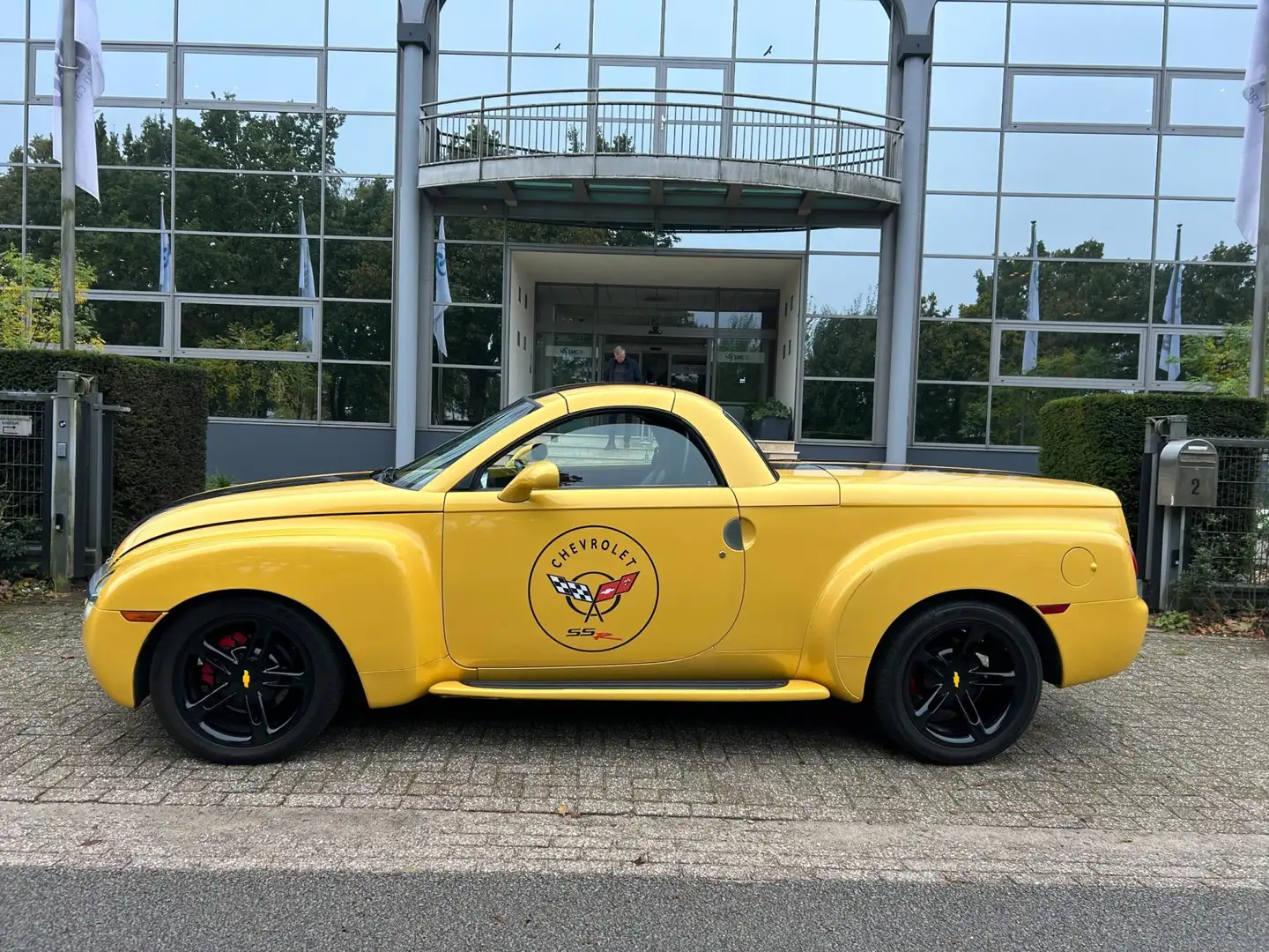 Chevrolet SSR CHEVROLET Automaat 5.3 v8 aut cabrio Jaune - 2