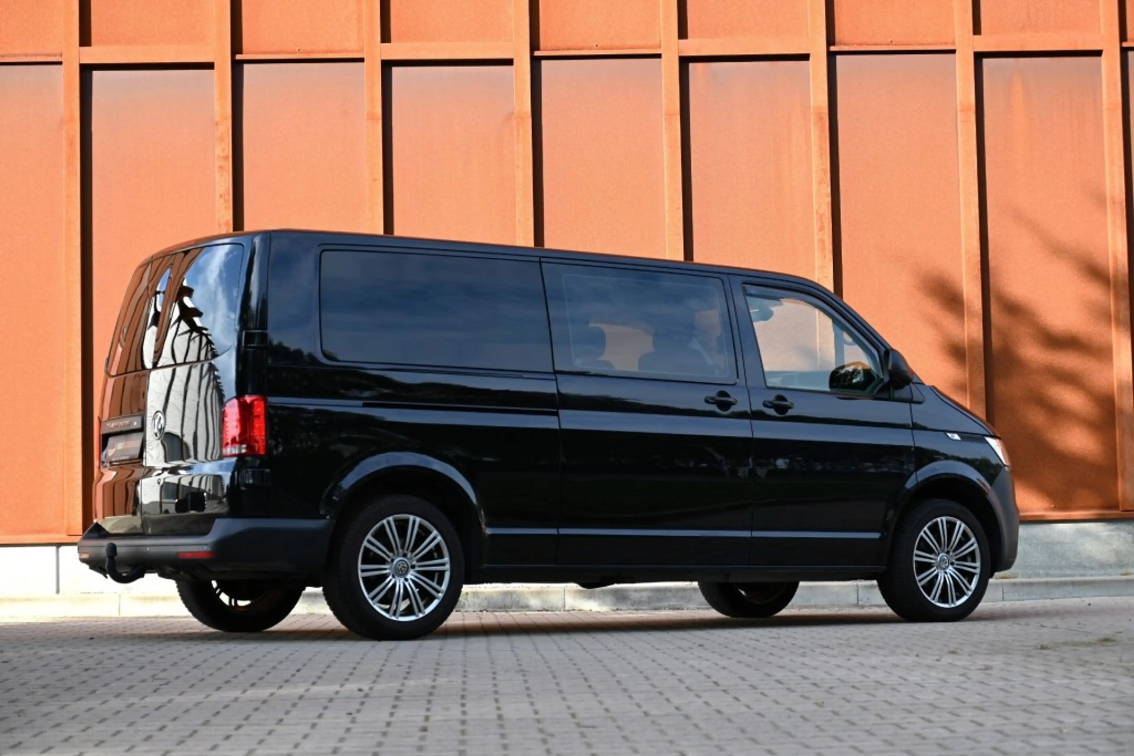 Volkswagen Transporter T6.1 L2H1 DSG Dubbel Cabine 2.0 TDI Leer CarPlay 1 — photo 10